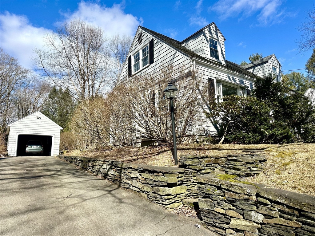 32 Stilson Ave