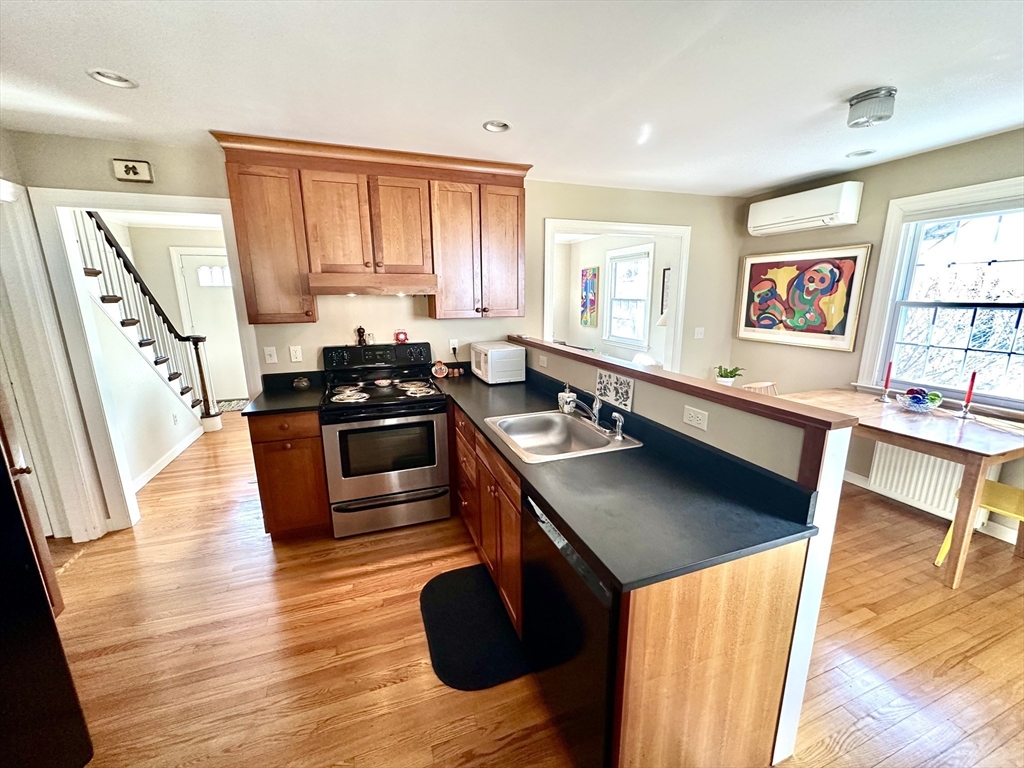 32 Stilson Ave