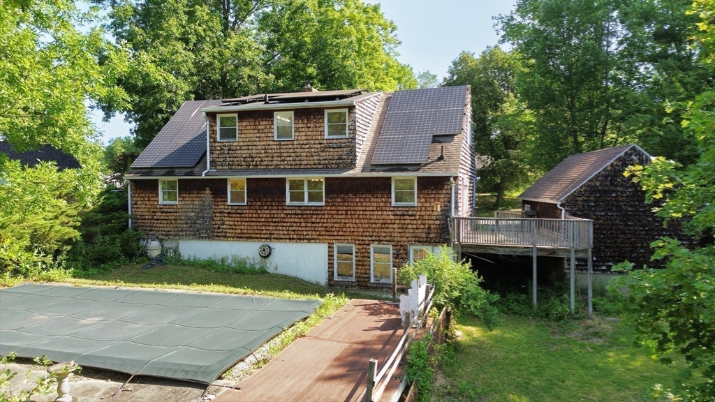 23 South Mount Holyoke Dr
