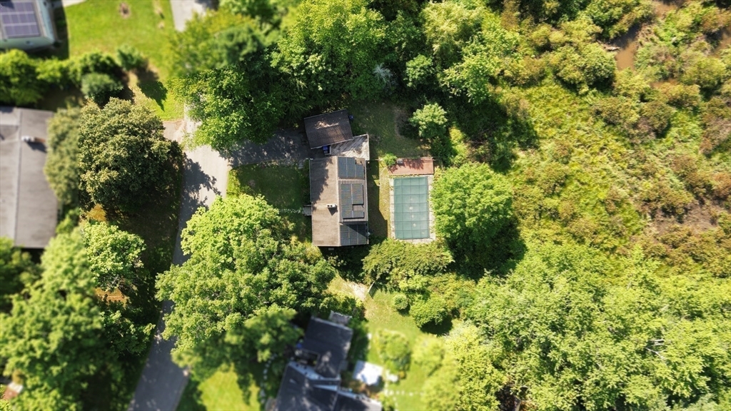23 South Mount Holyoke Dr