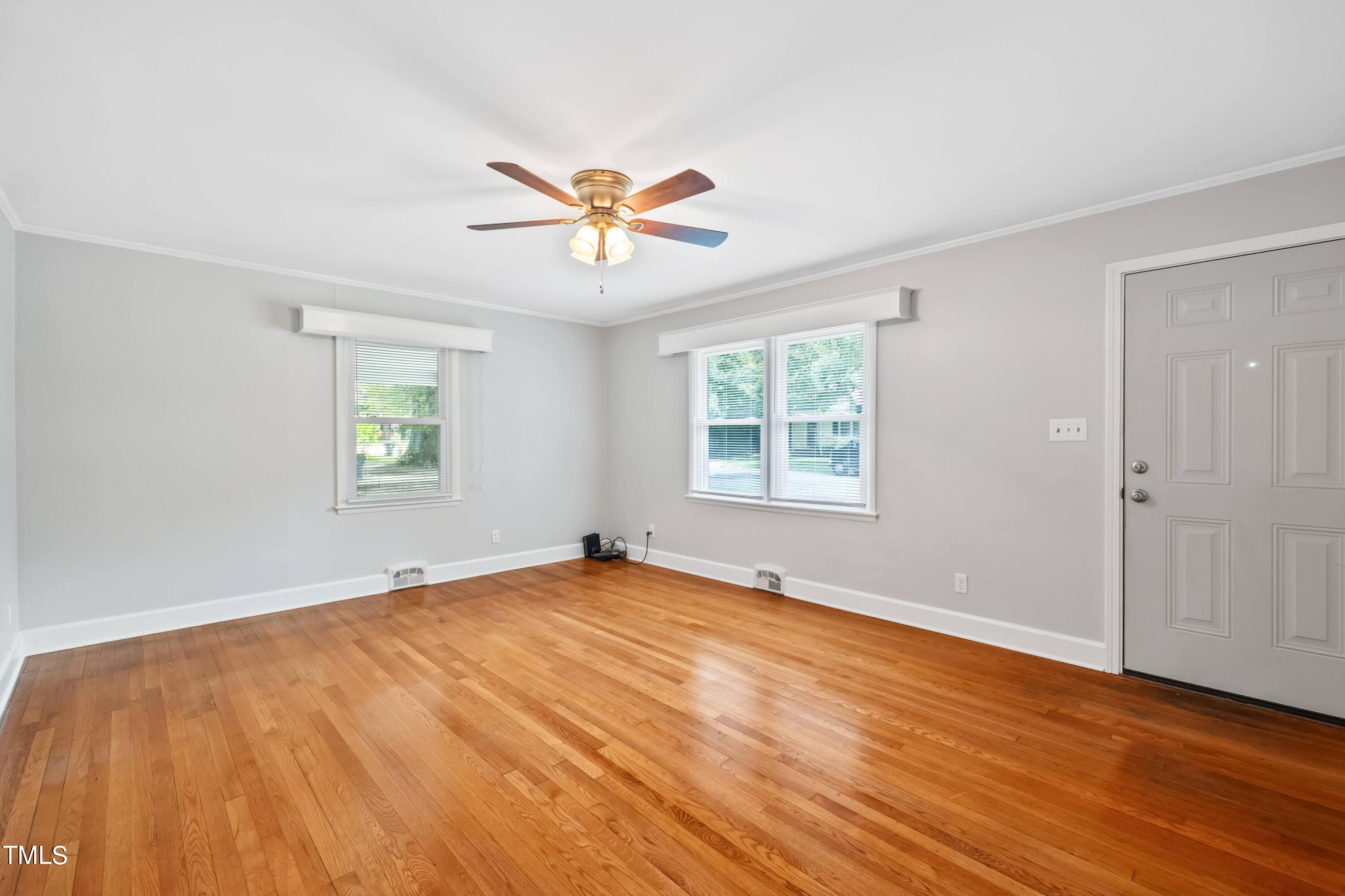 437 Norvell Street