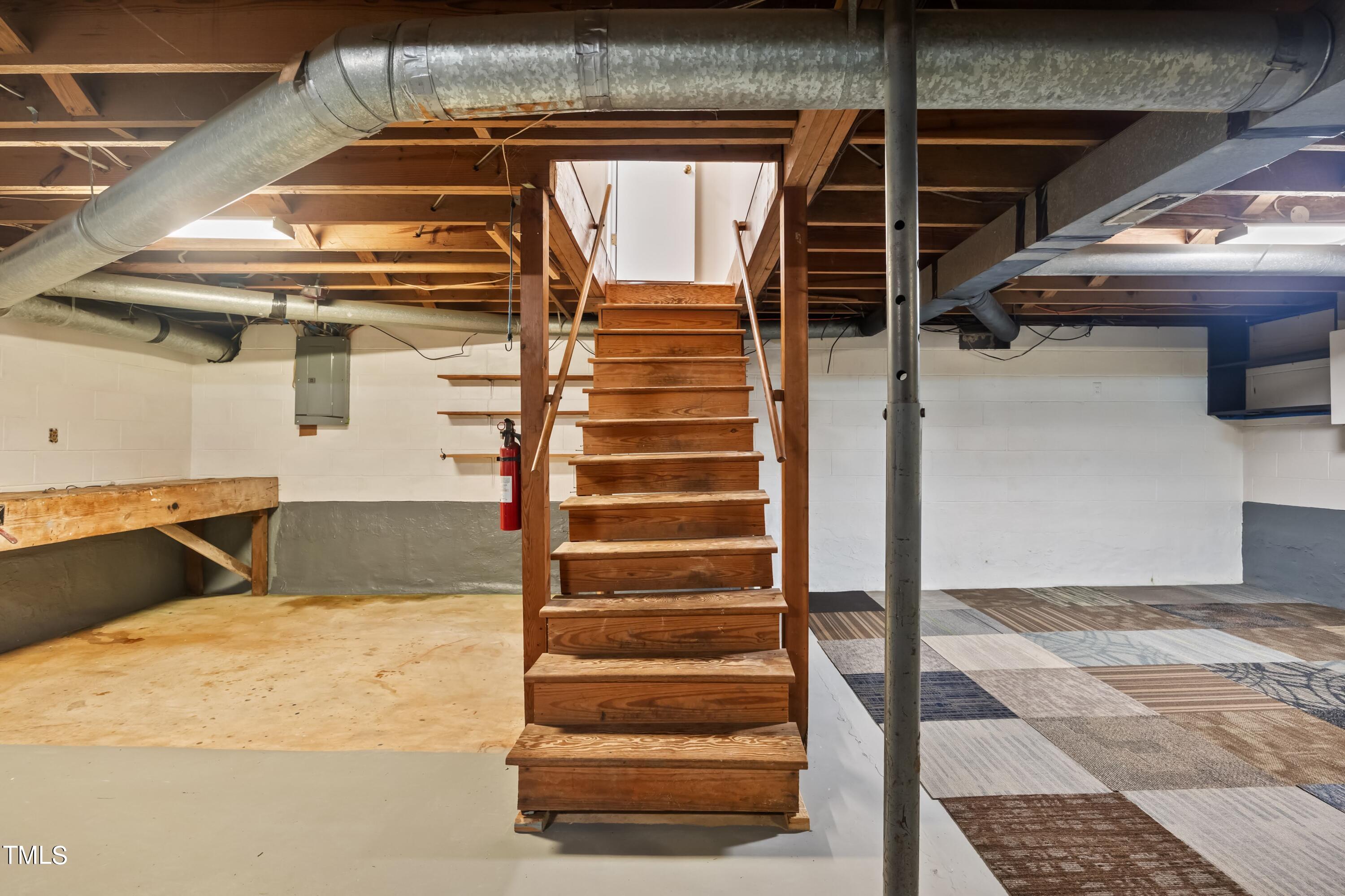 437 Norvell Street