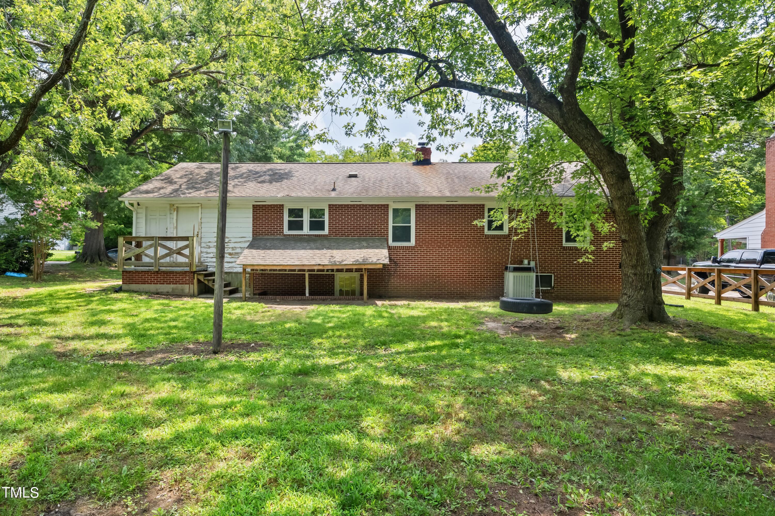 437 Norvell Street