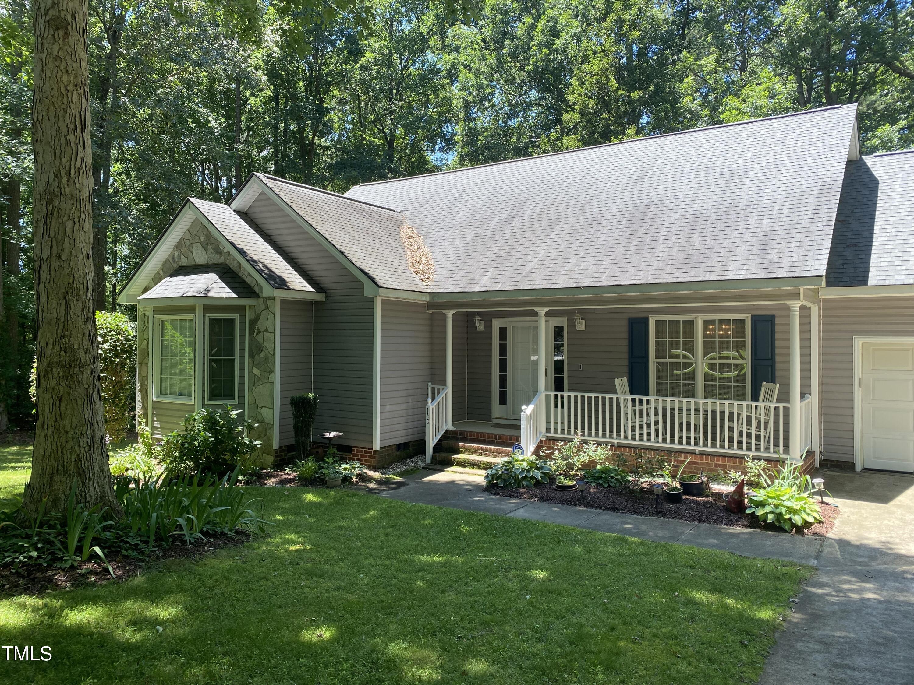 140 Baron Circle
