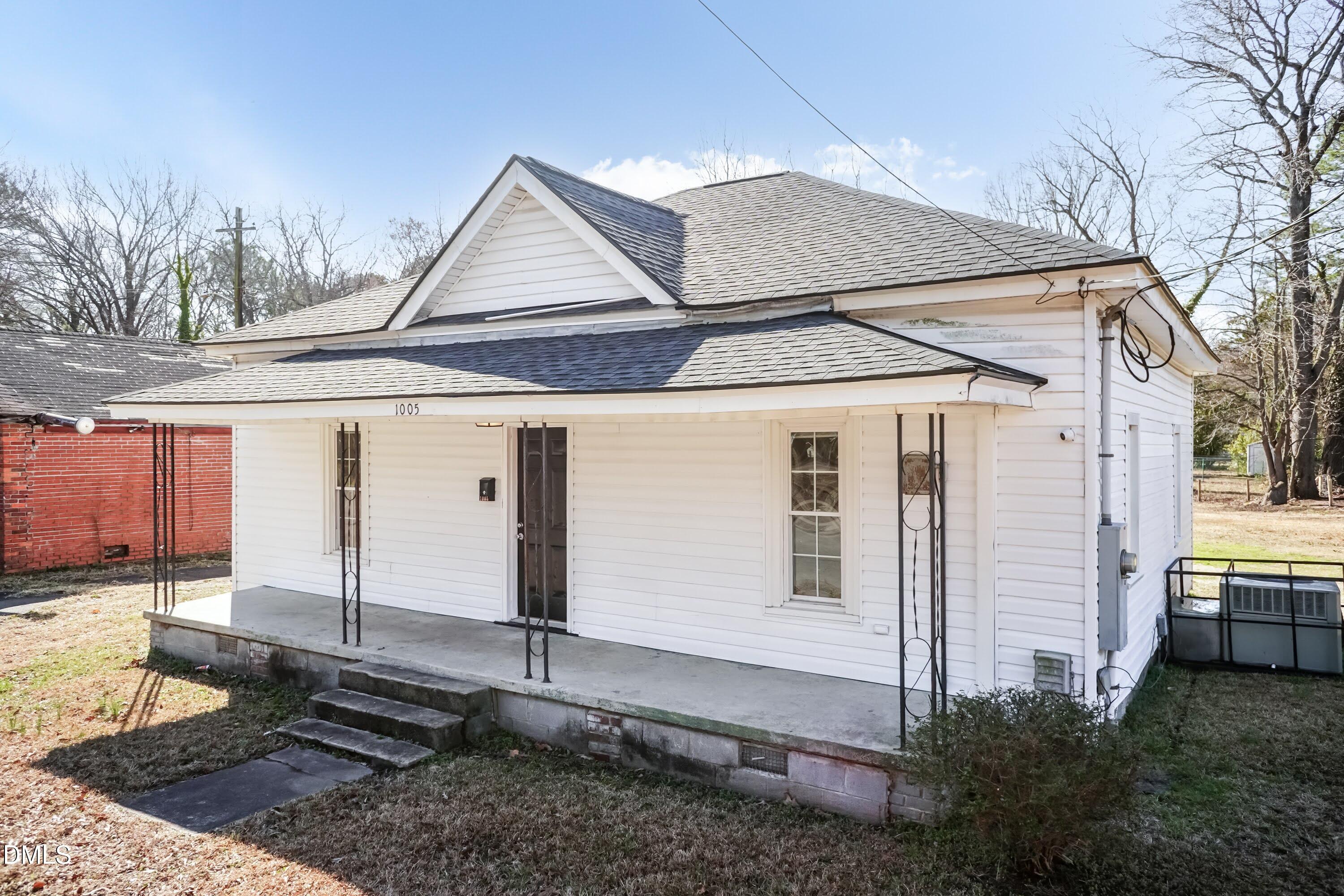 1005 W Thomas Street