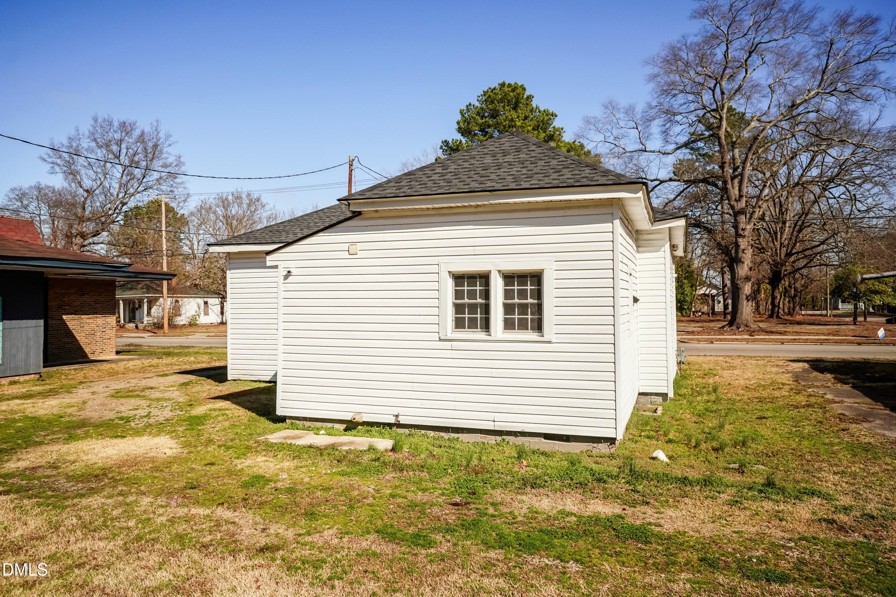 1005 W Thomas Street