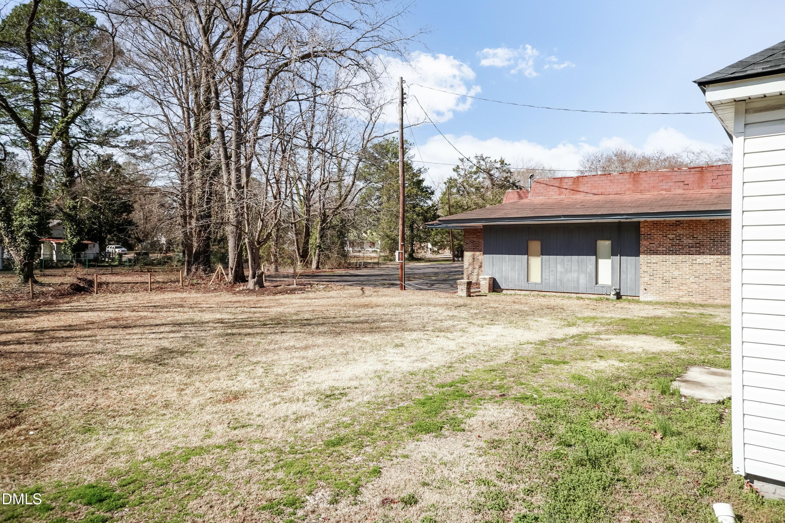 1005 W Thomas Street
