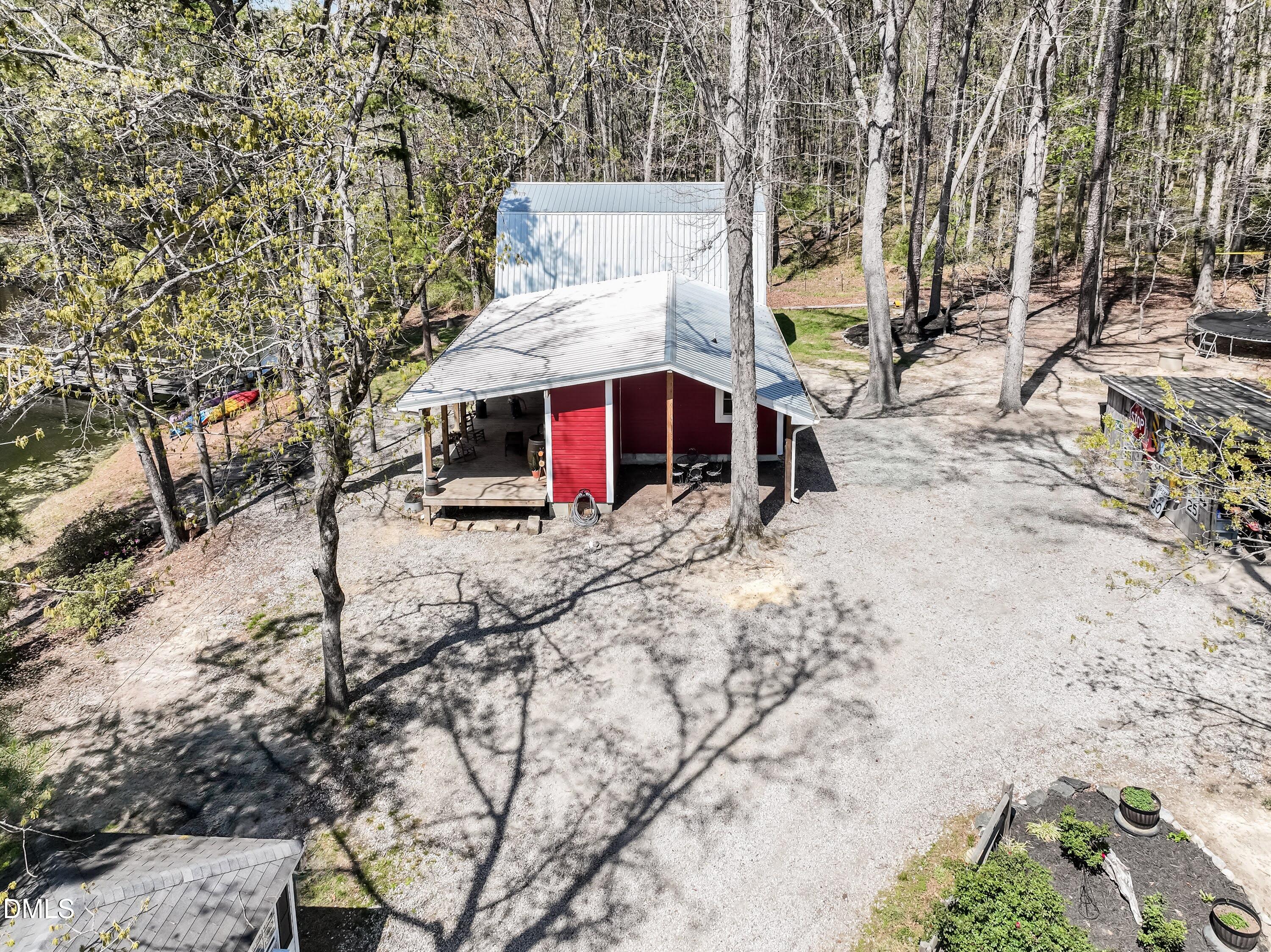 562 Peach Orchard Road