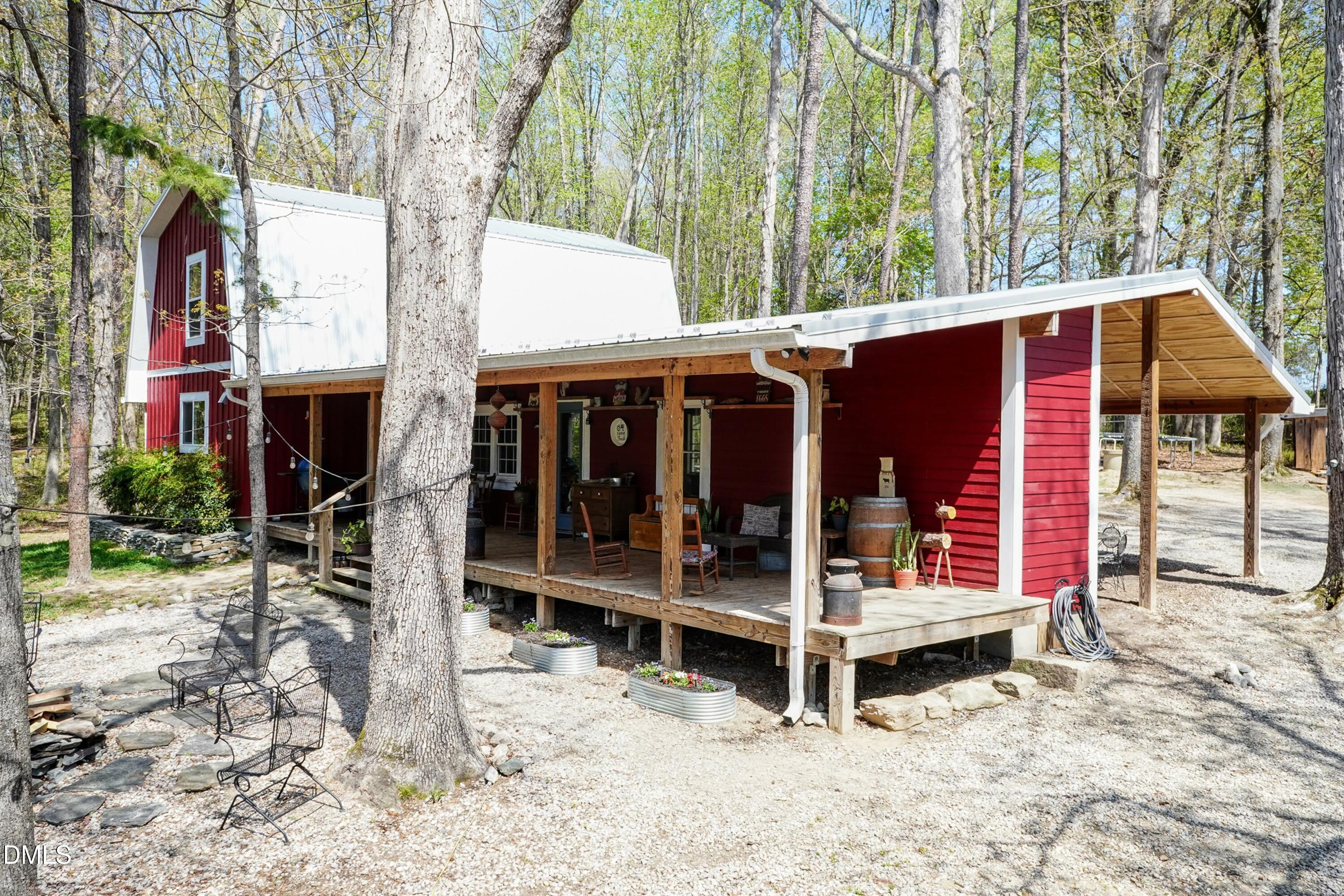562 Peach Orchard Road