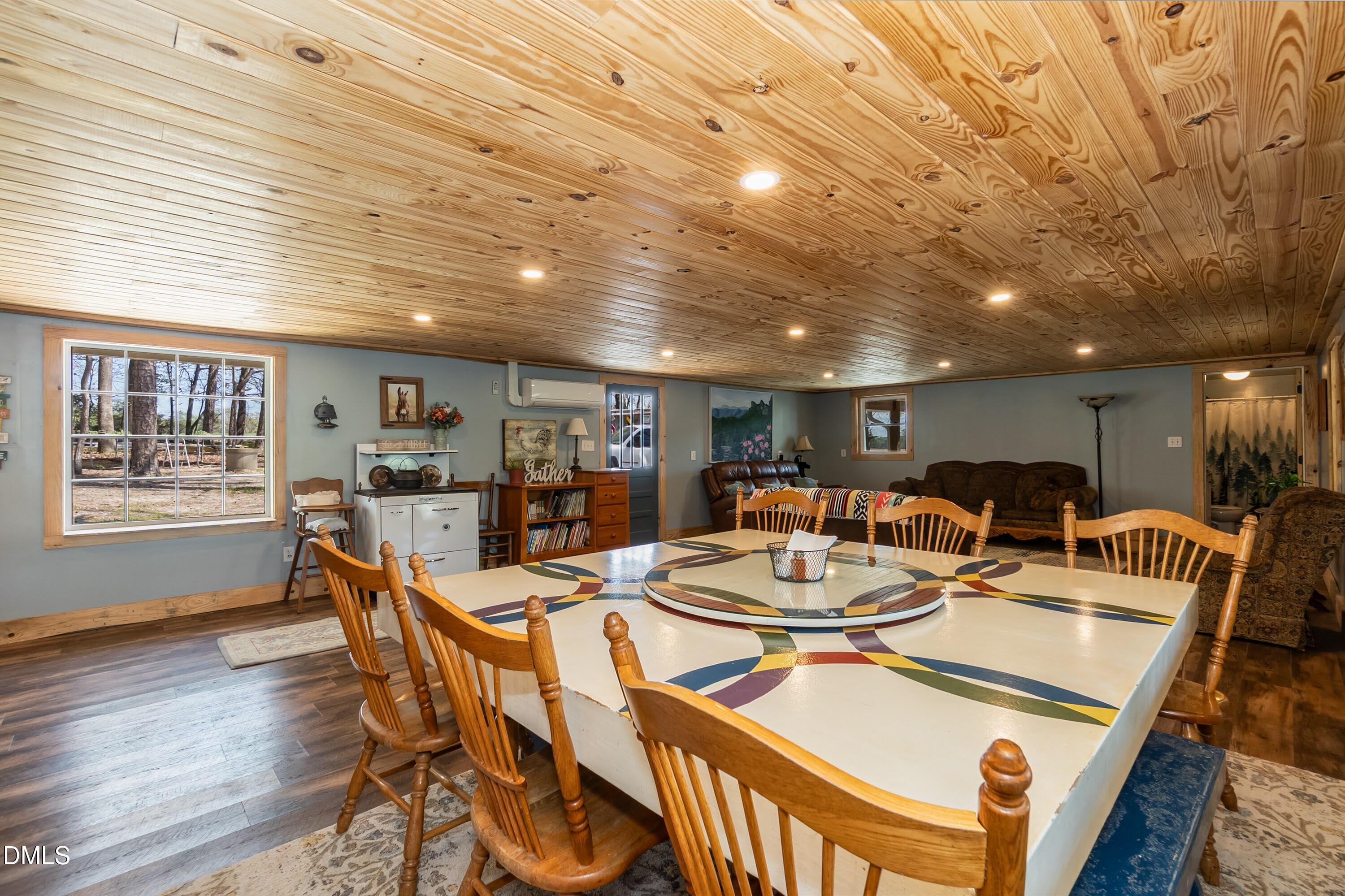 562 Peach Orchard Road