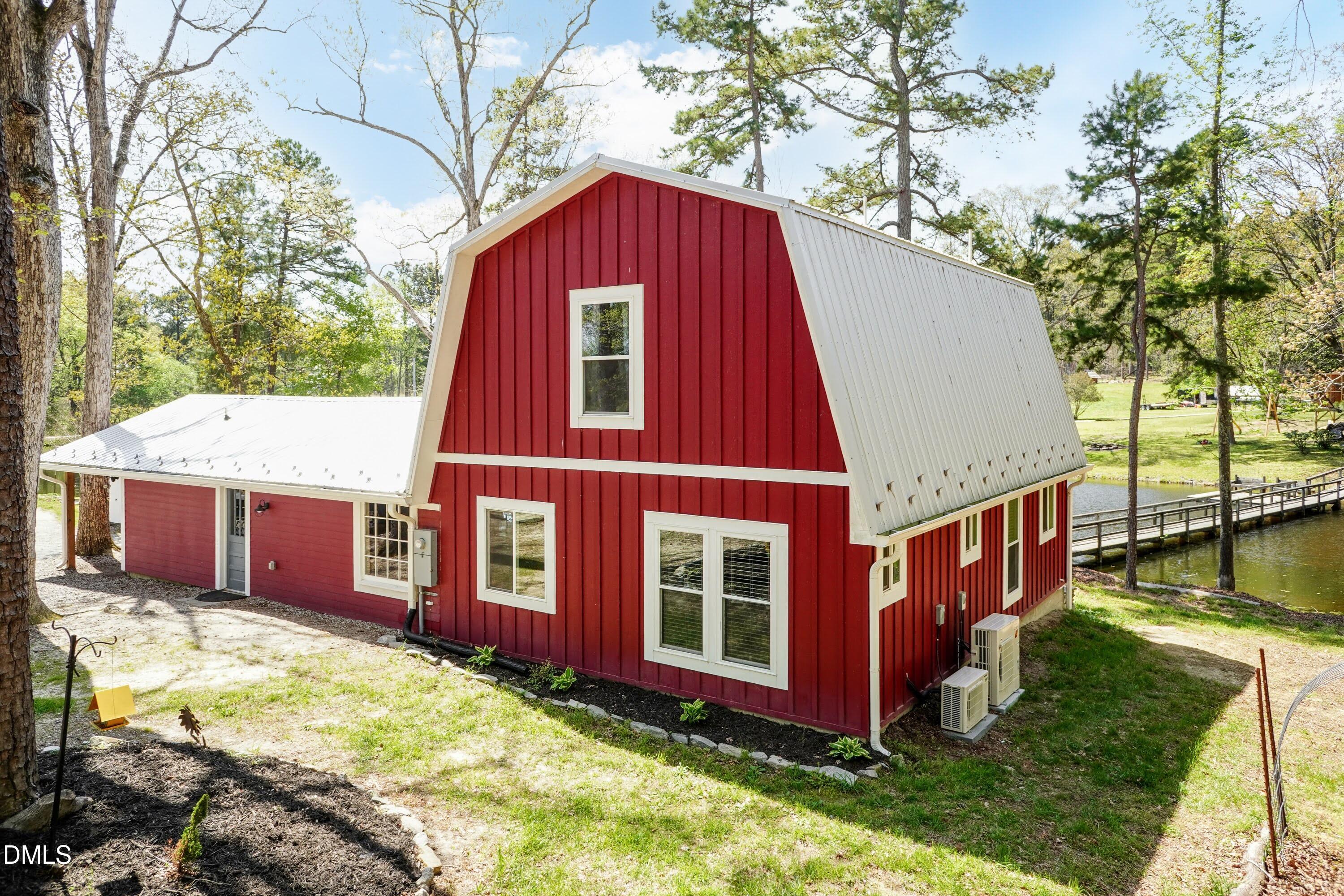 562 Peach Orchard Road