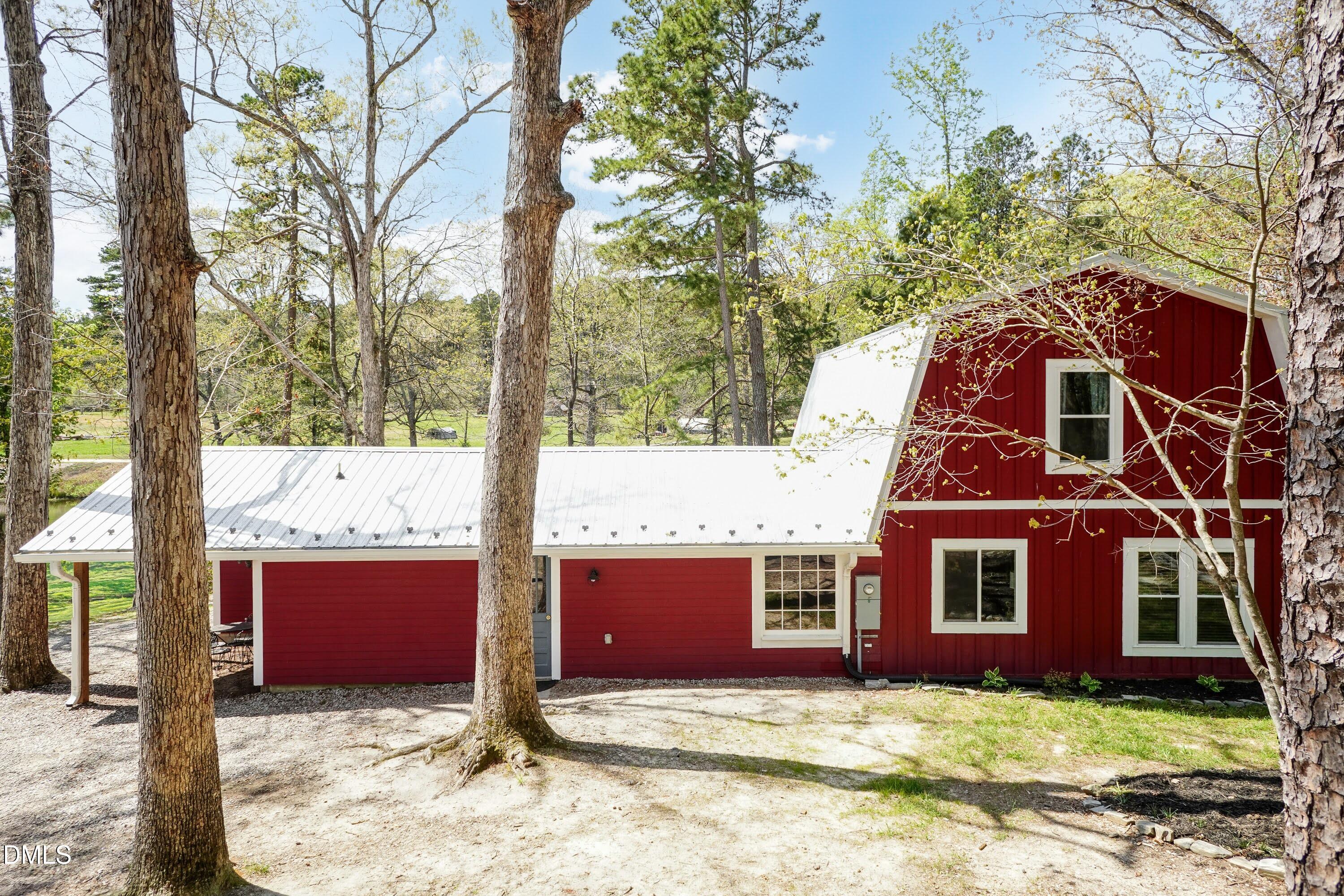 562 Peach Orchard Road