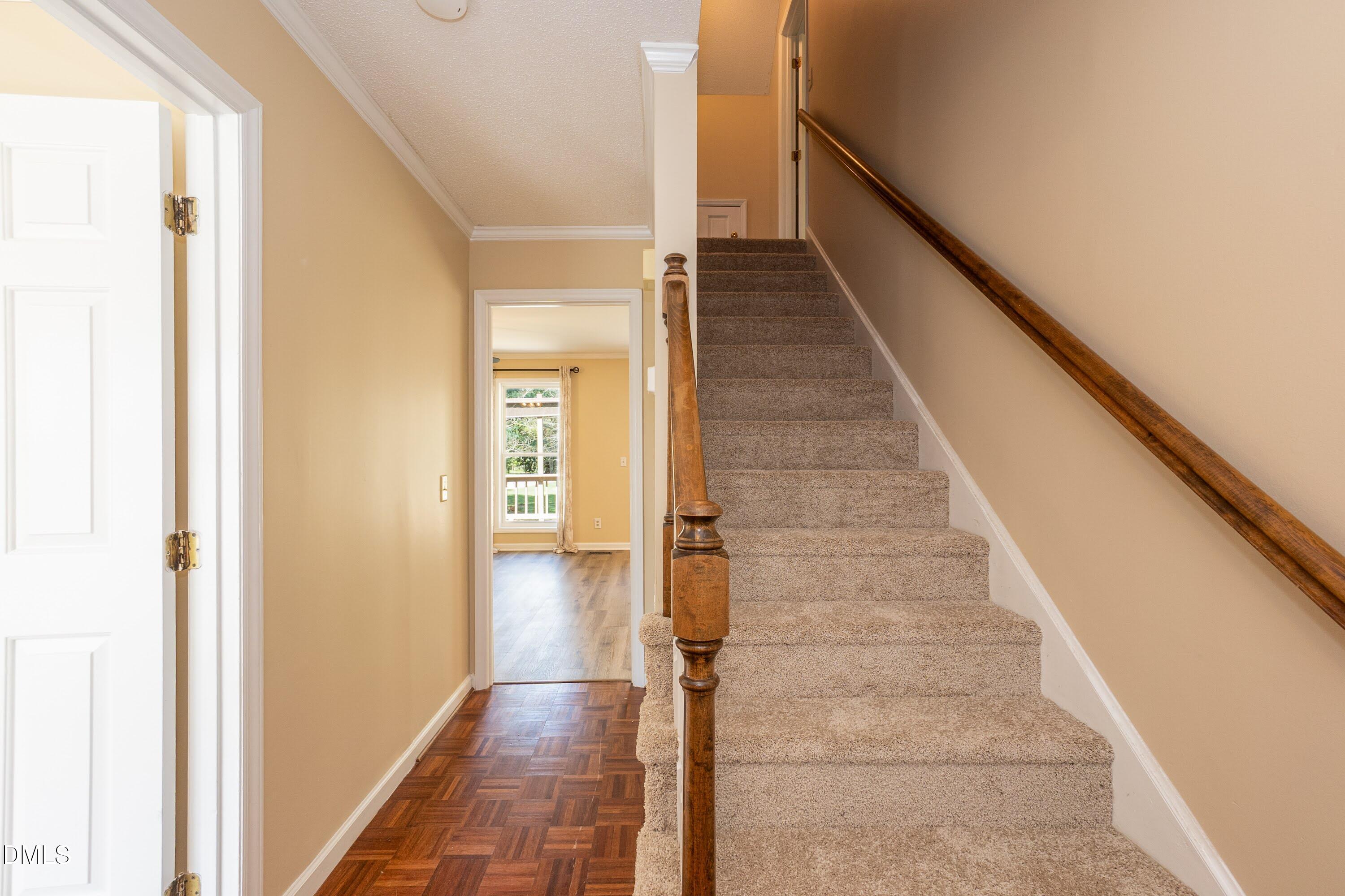 960 Hicks Road