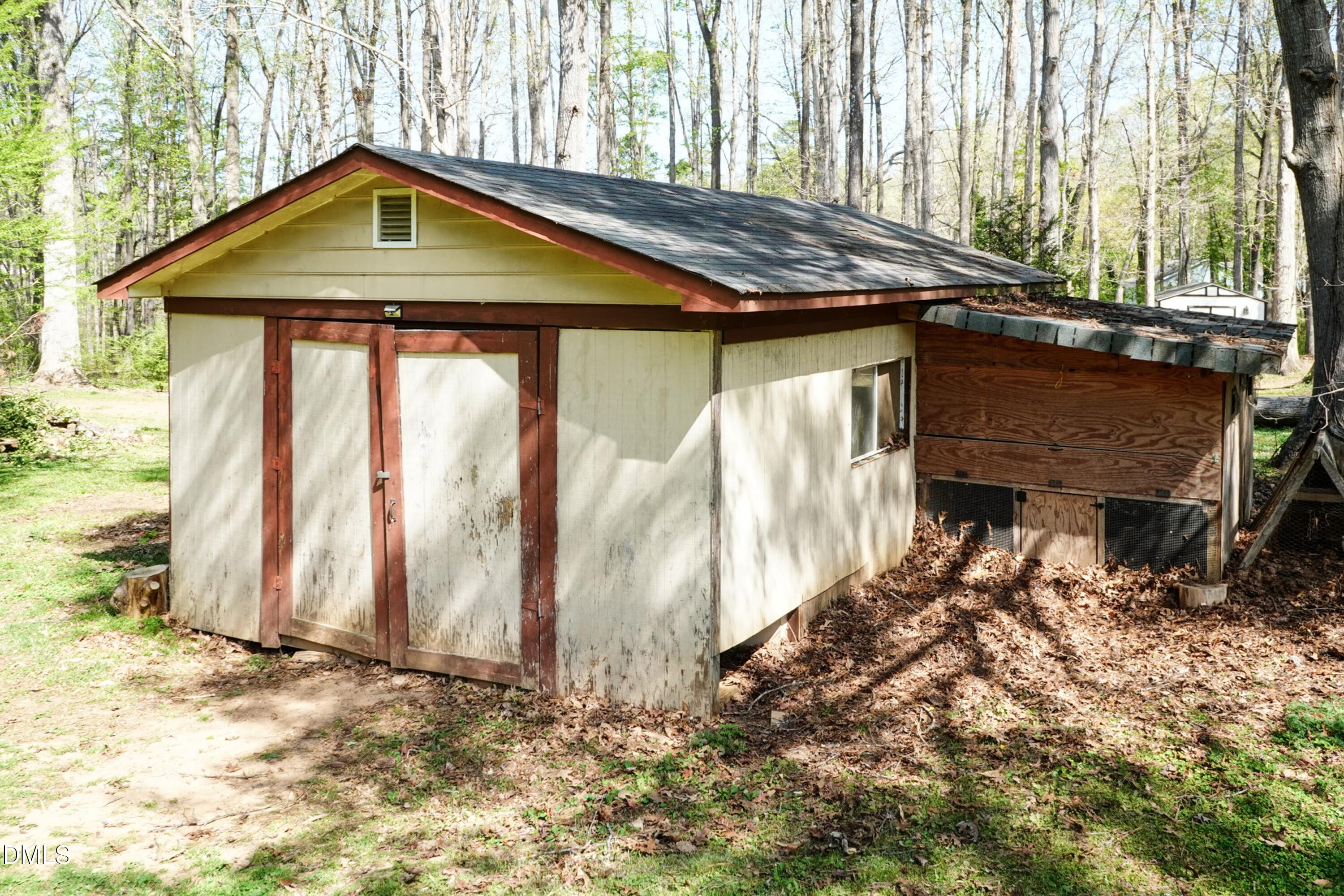 960 Hicks Road