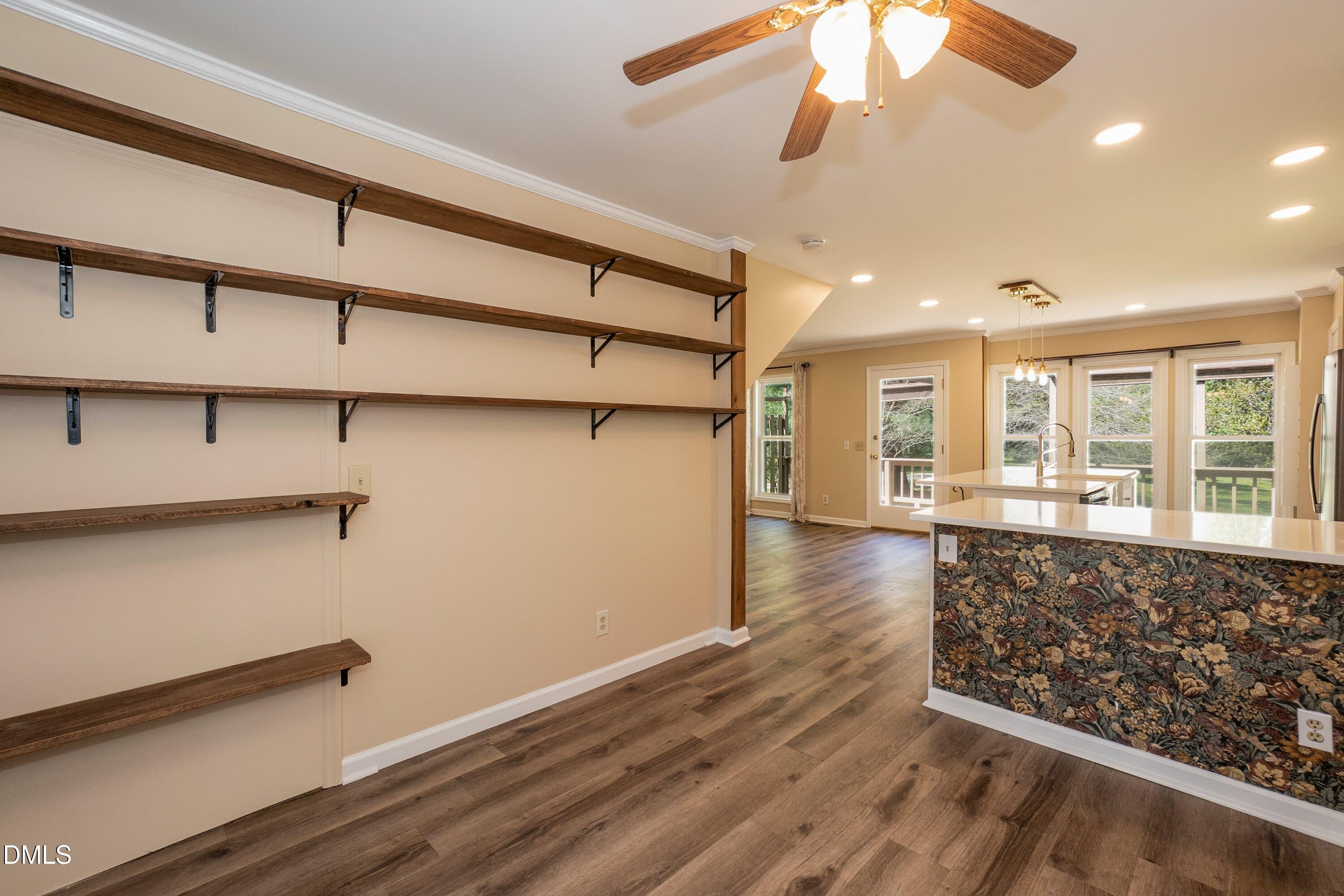 960 Hicks Road