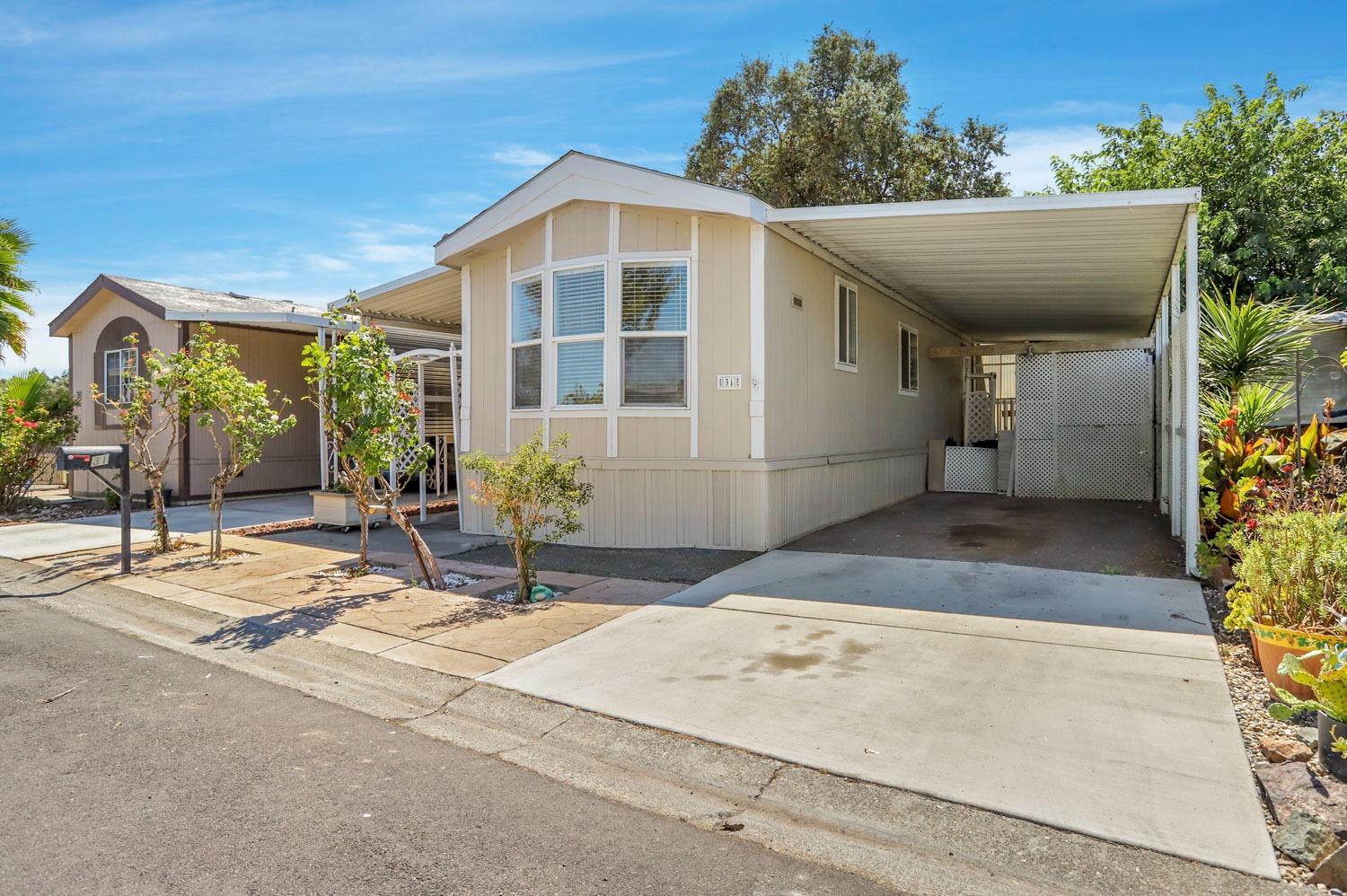 10780 N highway 99 31