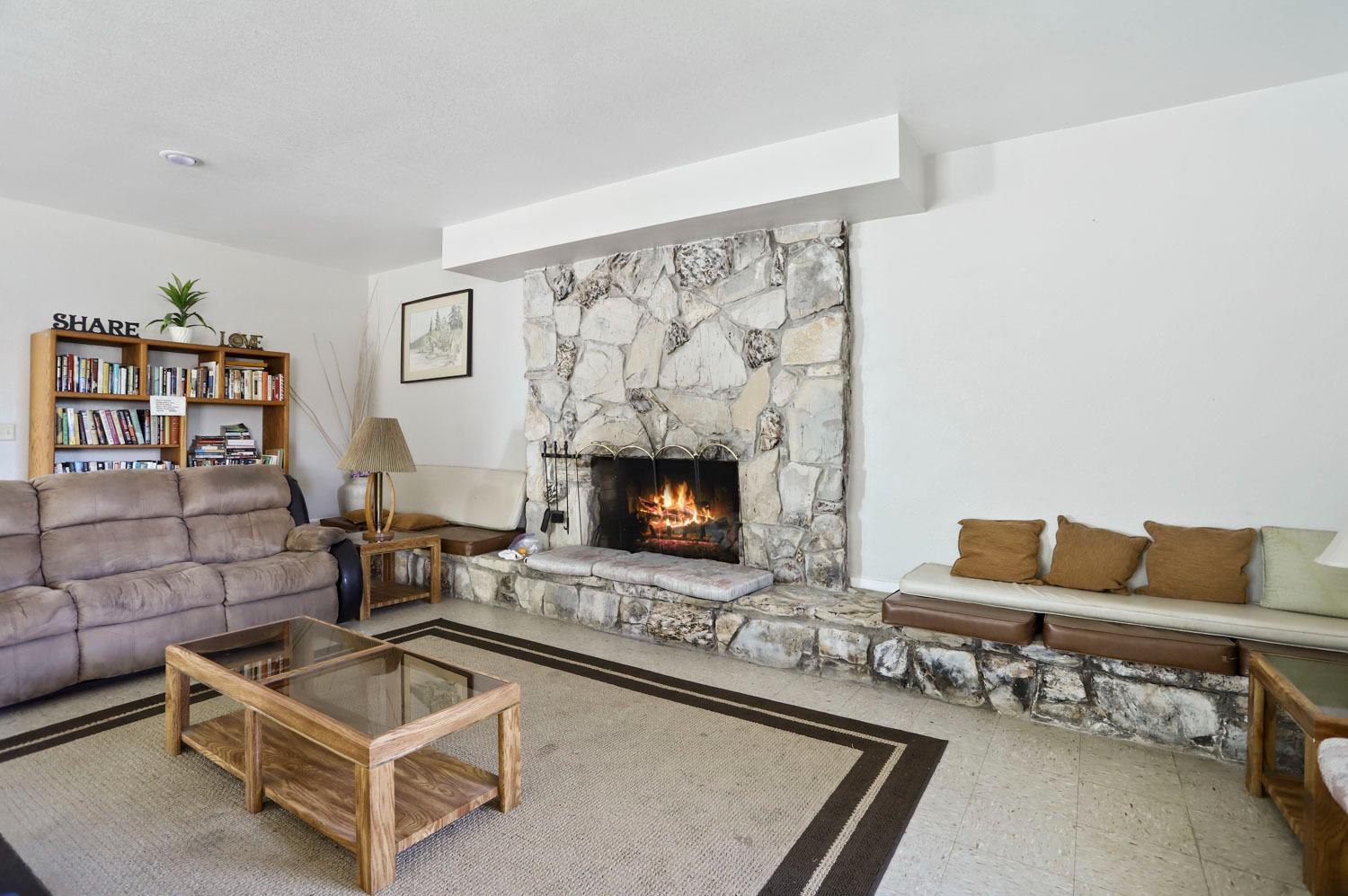 10780 N highway 99 31