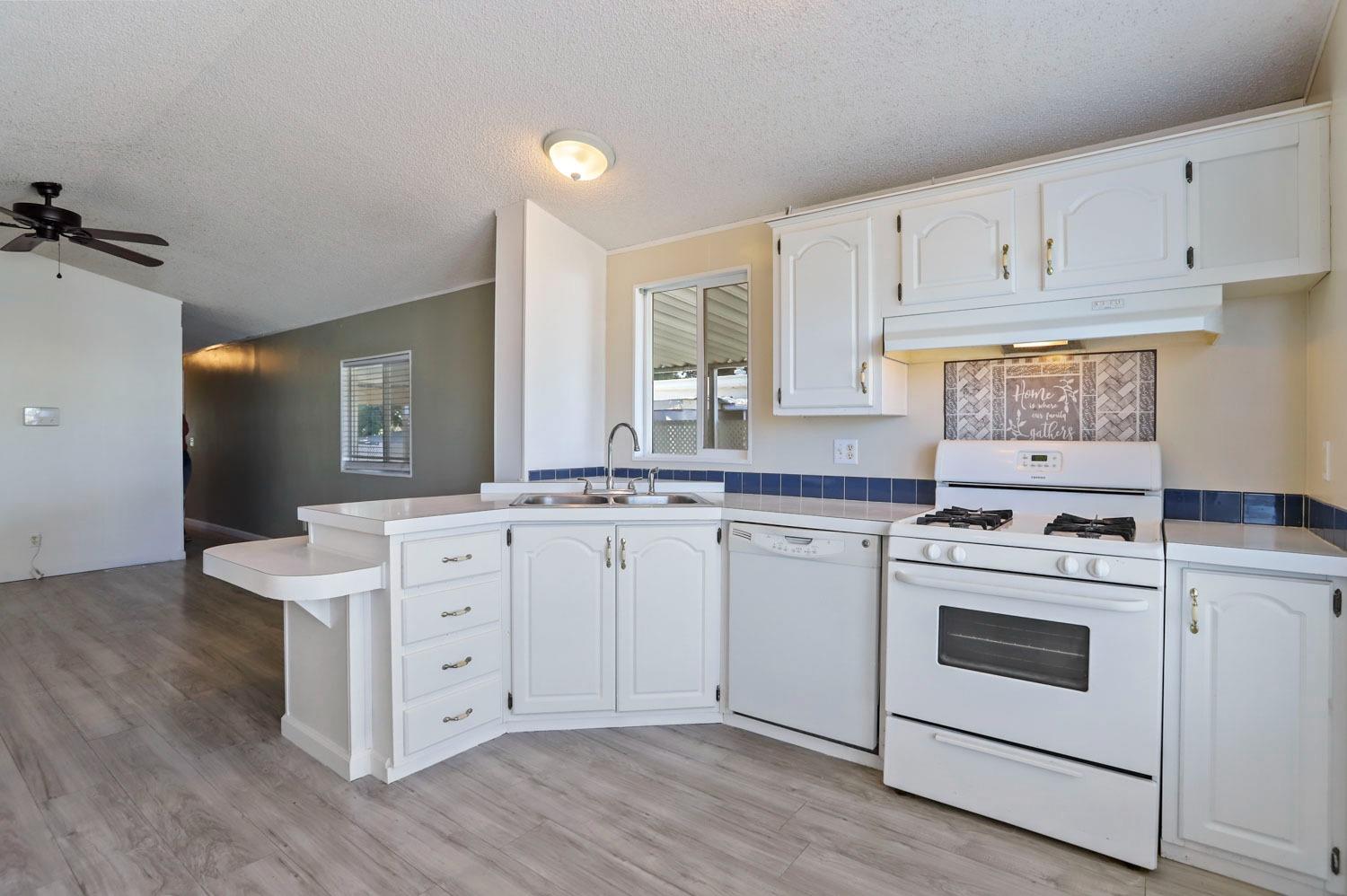 10780 N highway 99 31