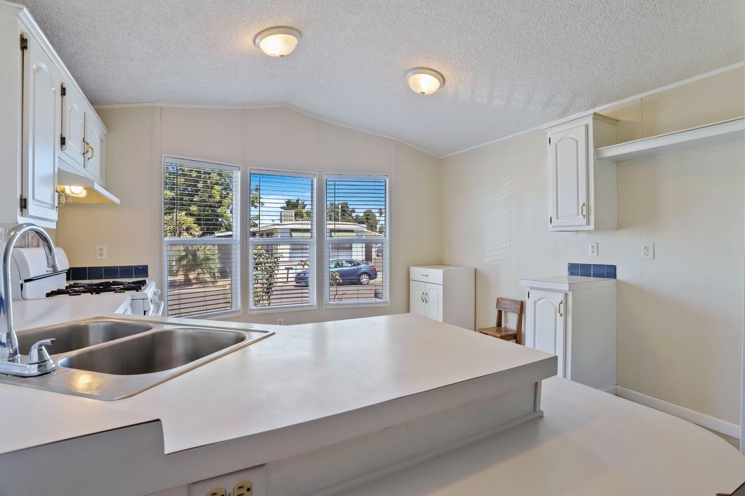 10780 N highway 99 31