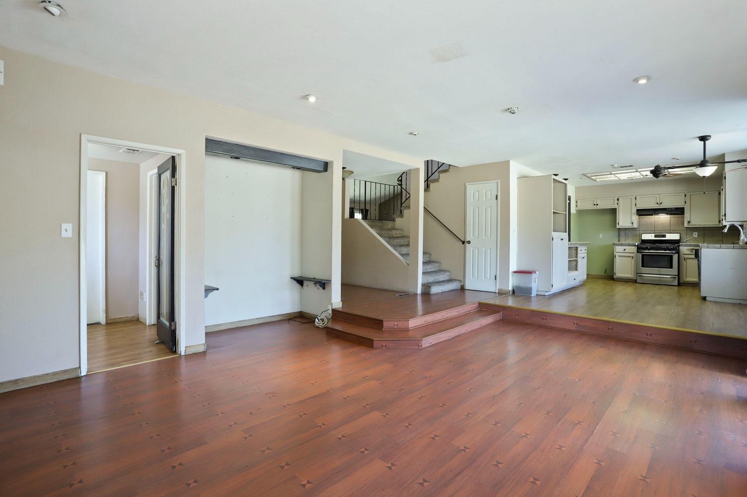 9434 Pueblo Court