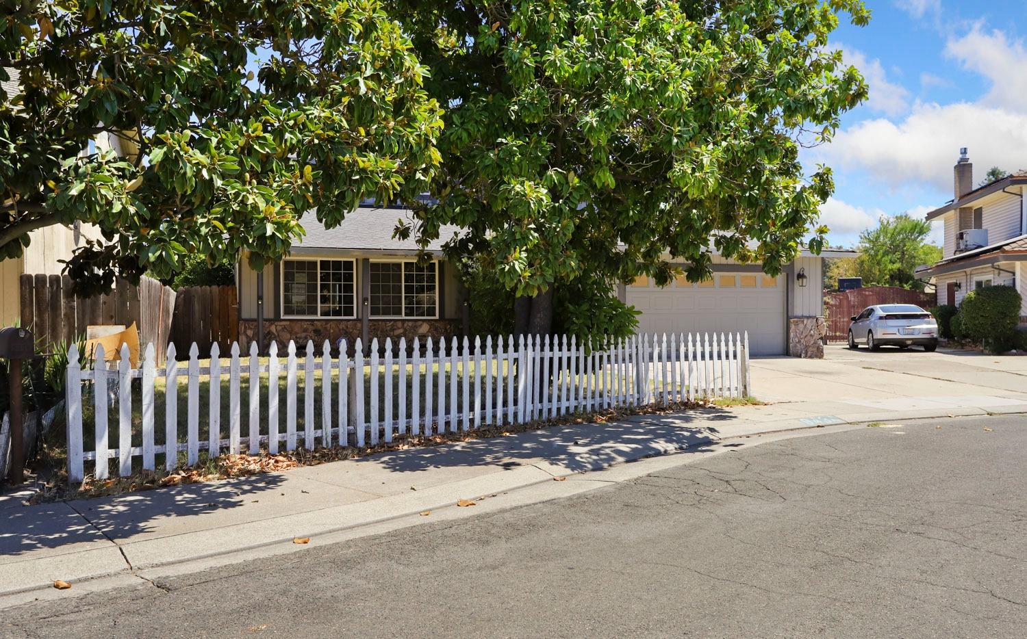 9434 Pueblo Court