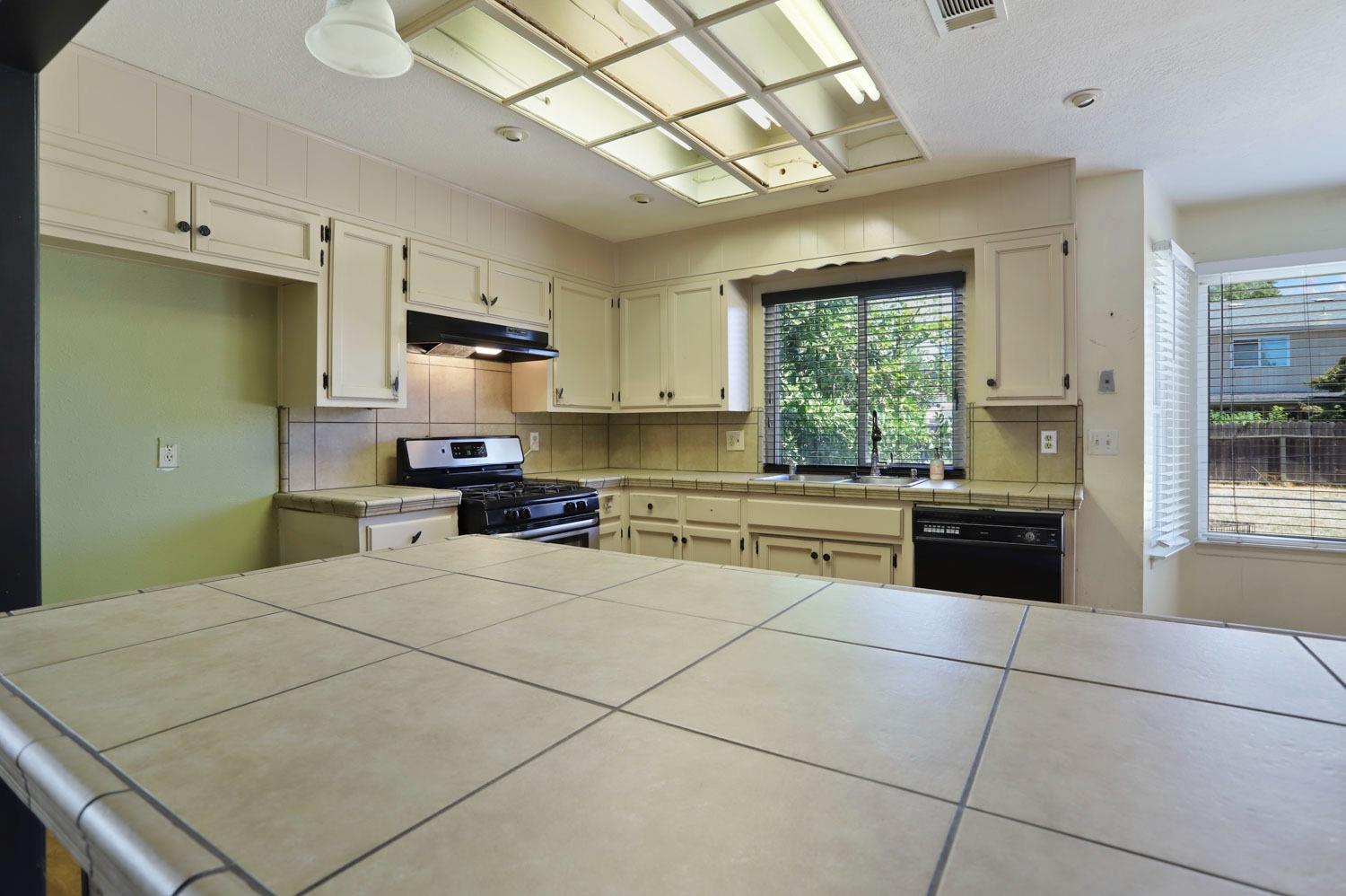 9434 Pueblo Court