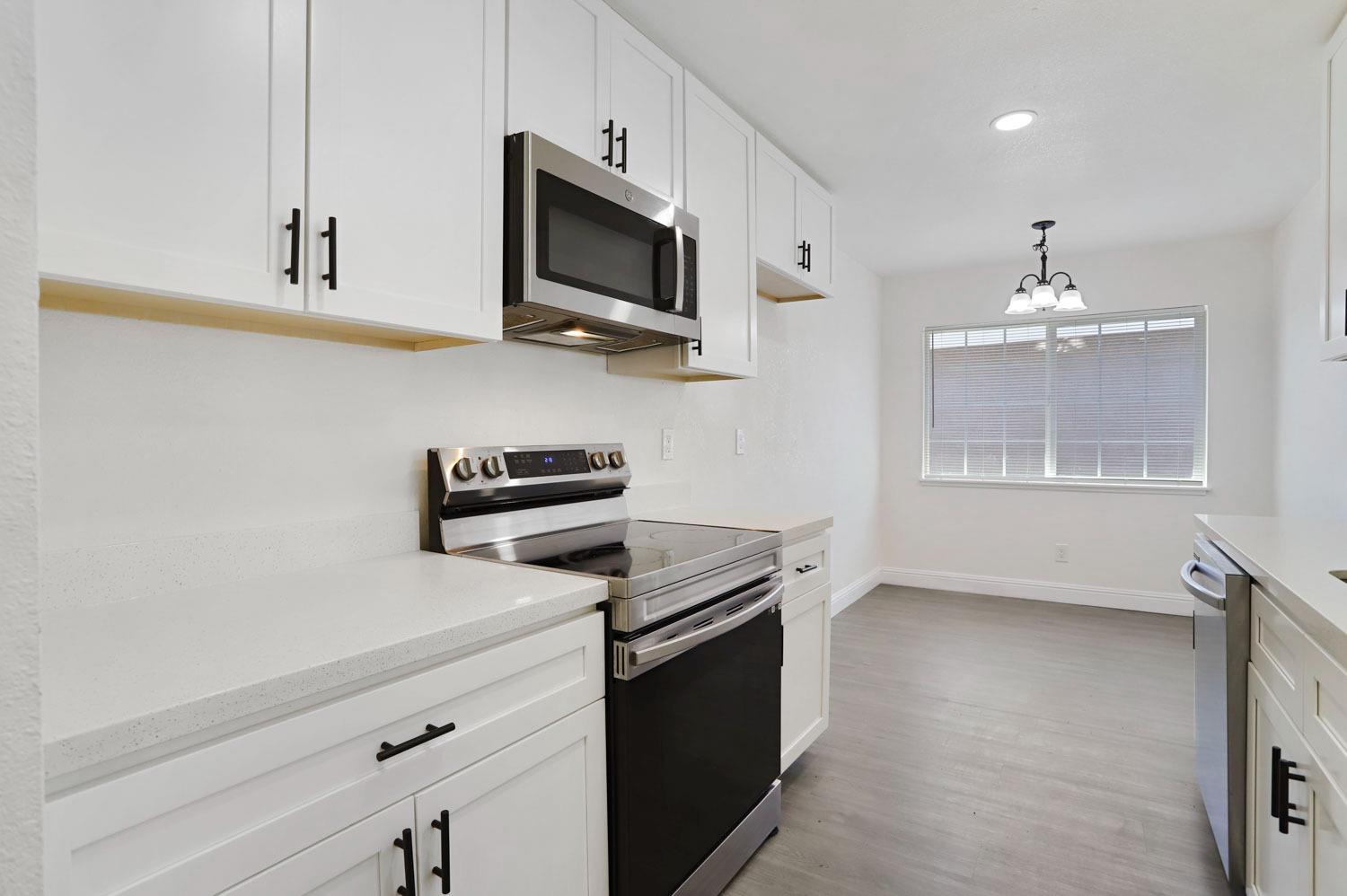 5613 N El Dorado Street