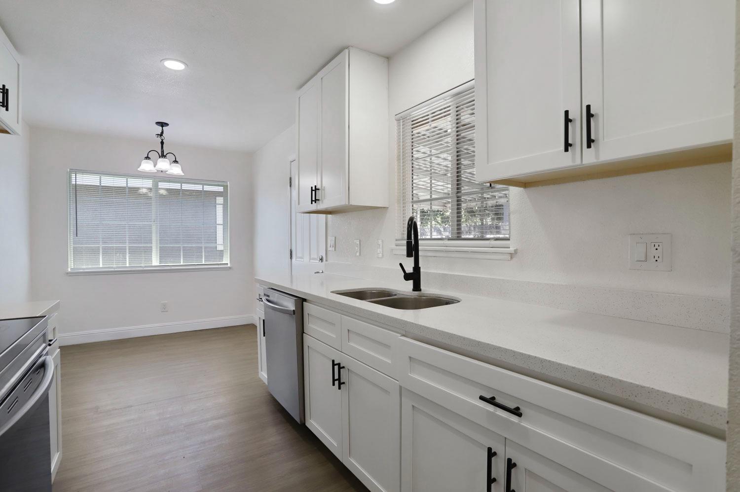 5613 N El Dorado Street