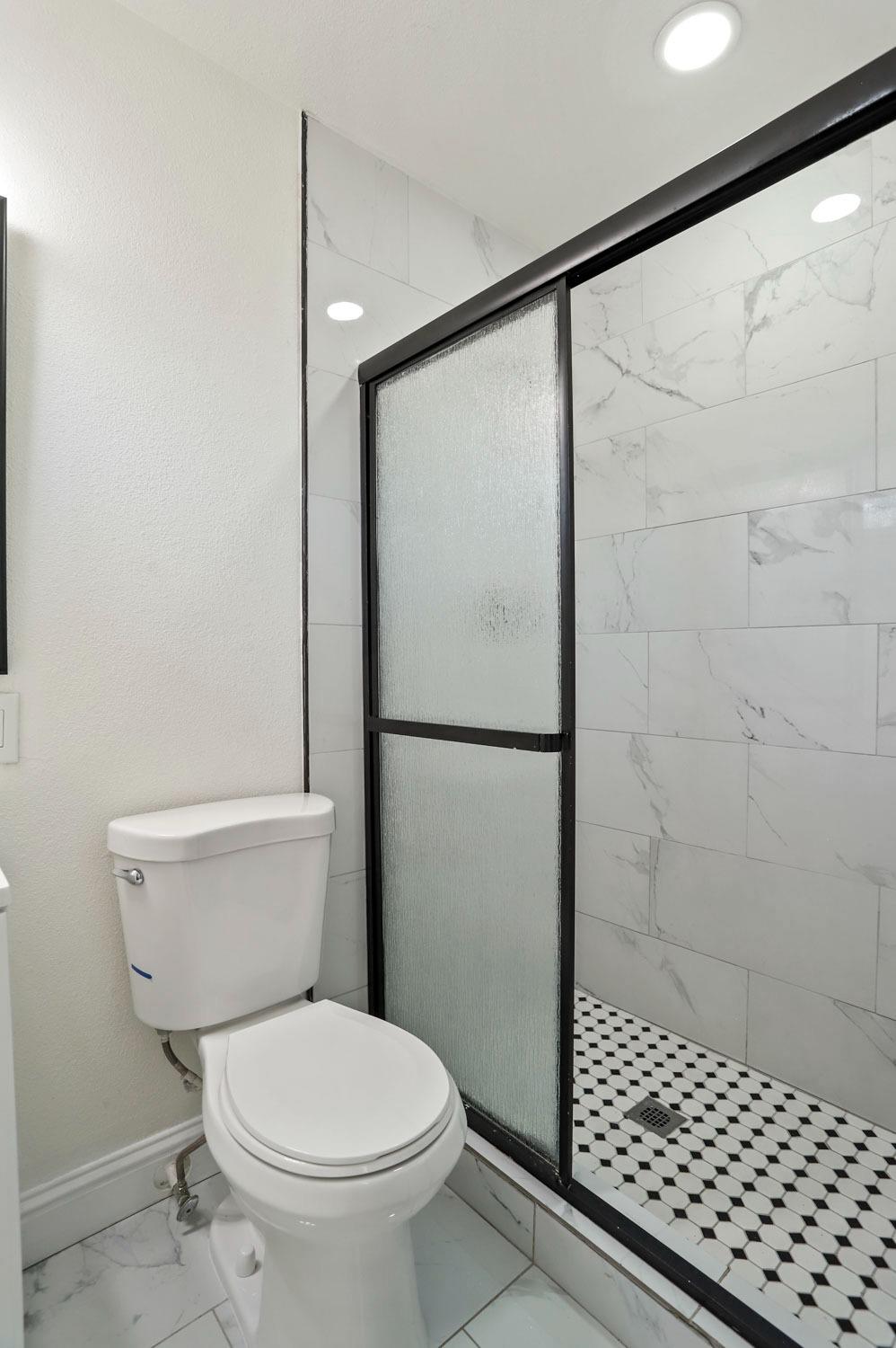 5613 N El Dorado Street