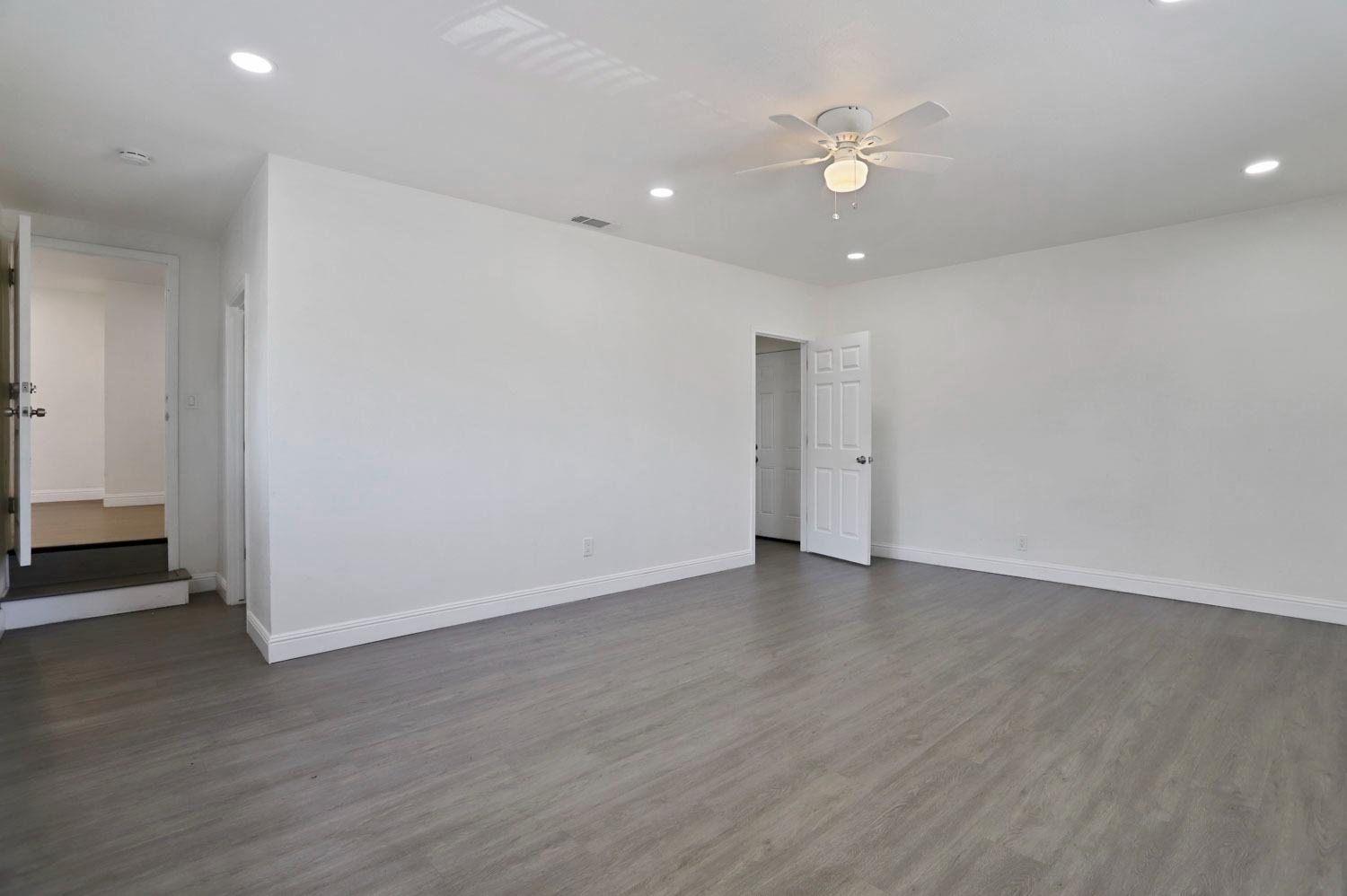 5613 N El Dorado Street