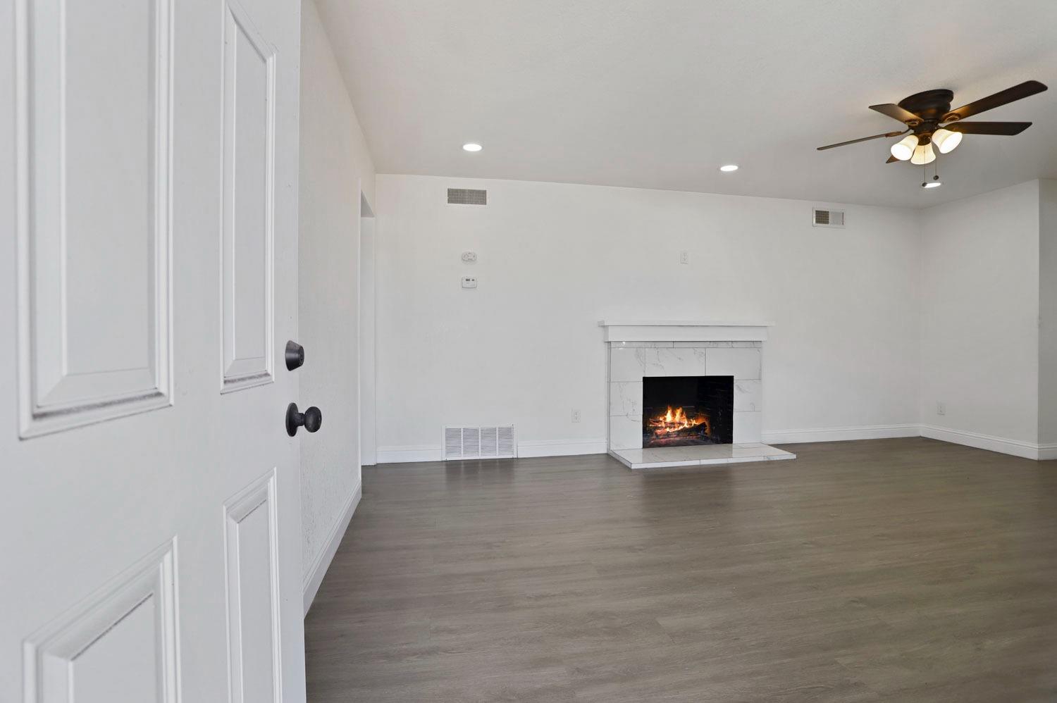 5613 N El Dorado Street