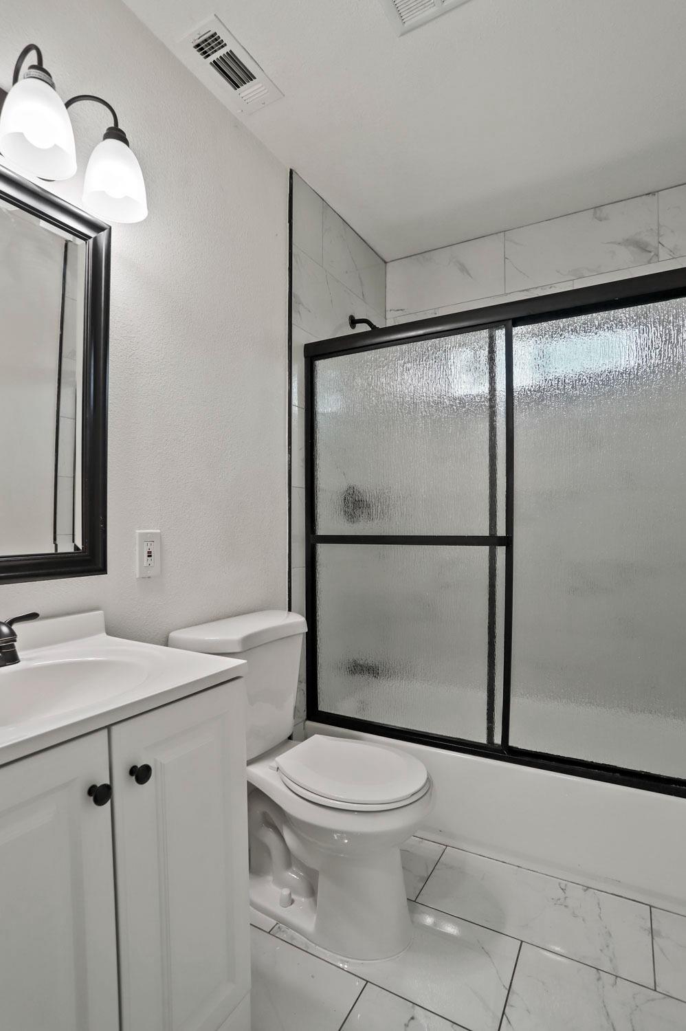 5613 N El Dorado Street