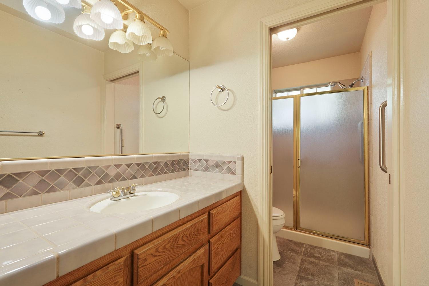 332 S Bull Pine Road