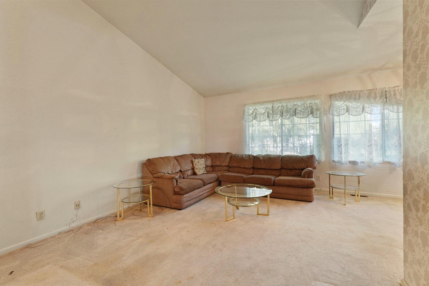 332 S Bull Pine Road