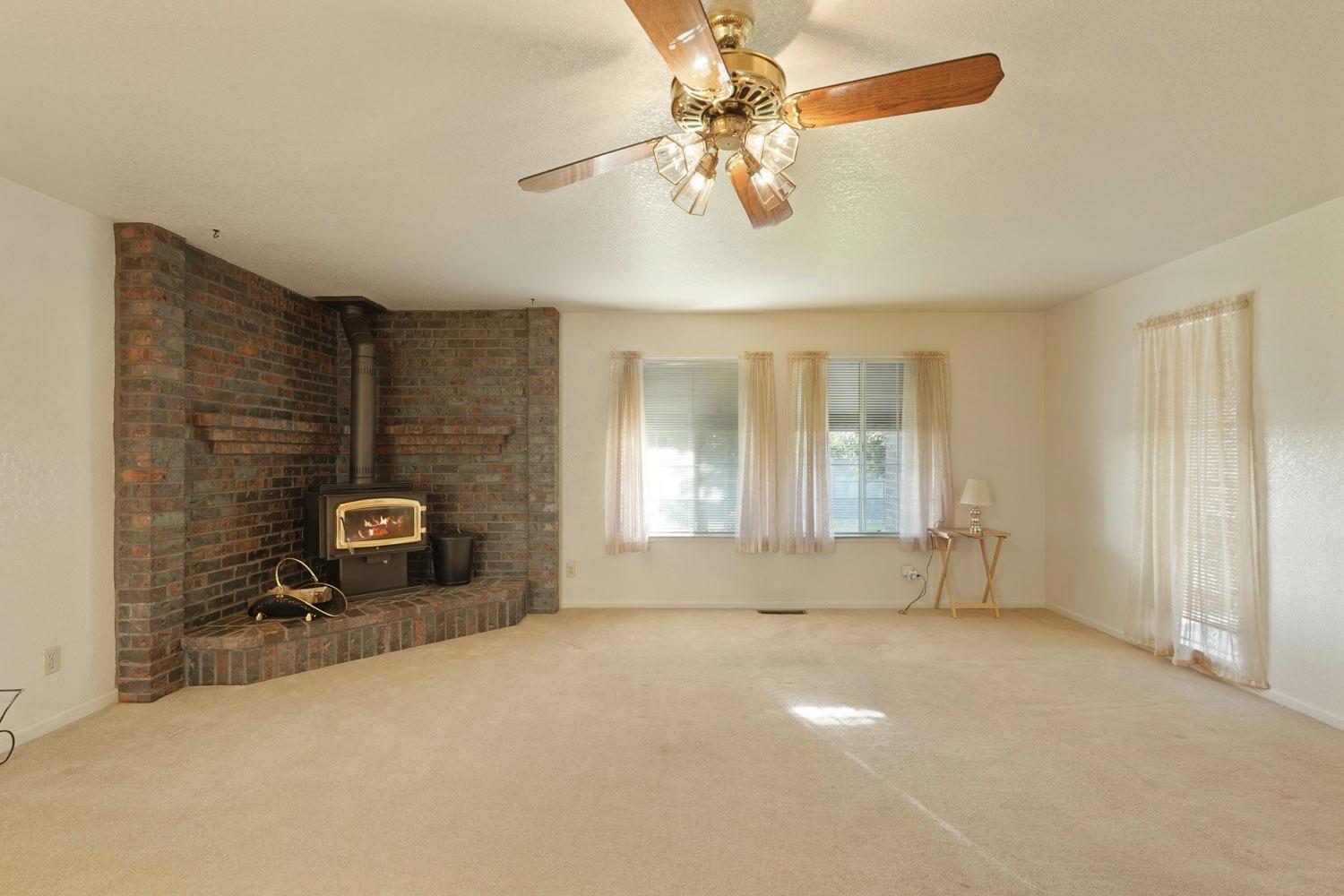 332 S Bull Pine Road