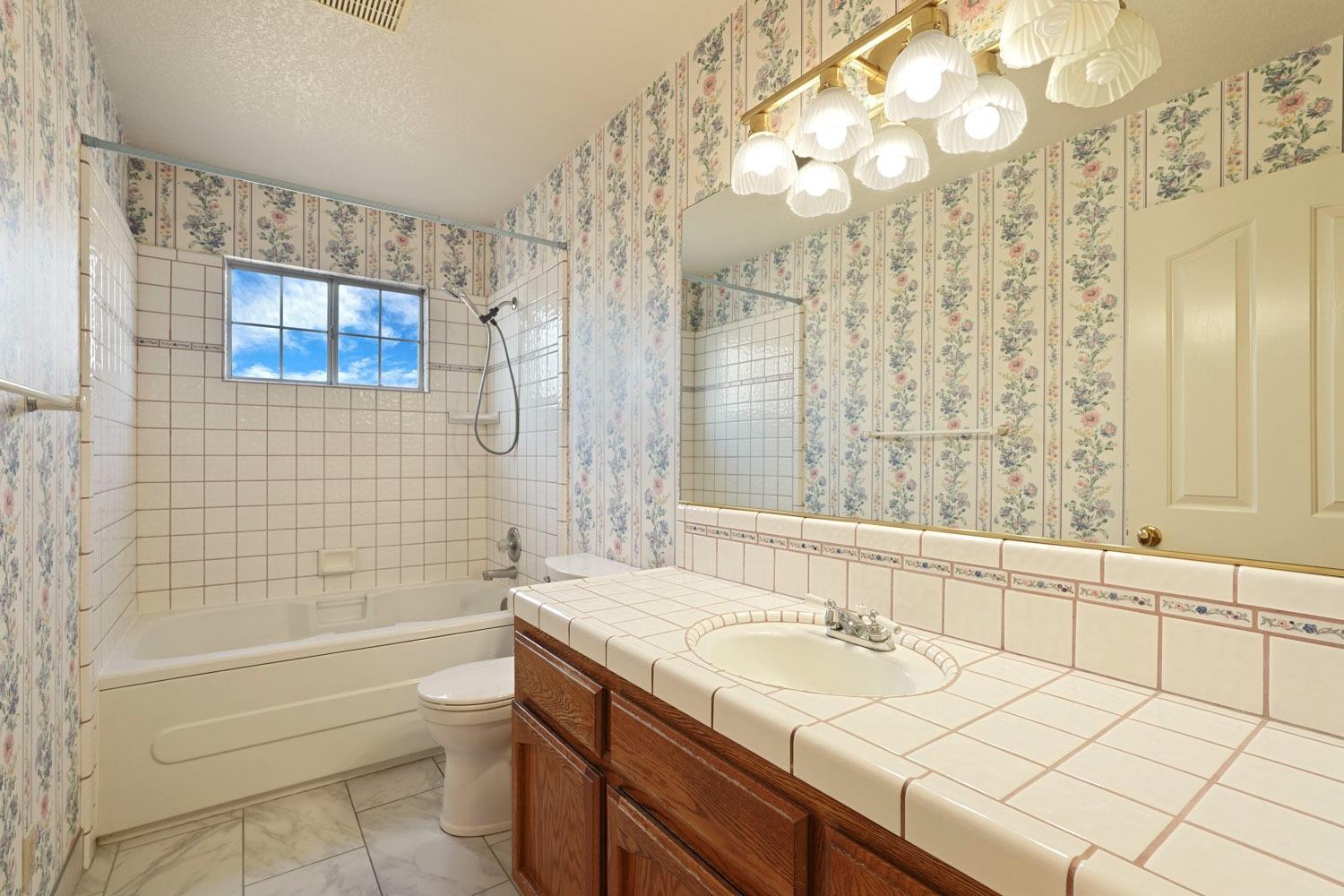 332 S Bull Pine Road