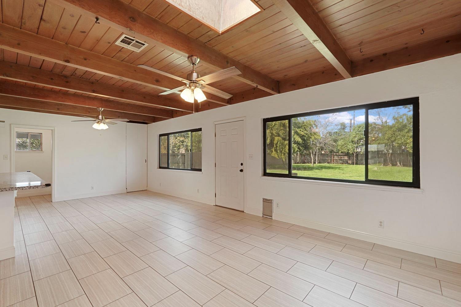 107 W Mayfair Avenue