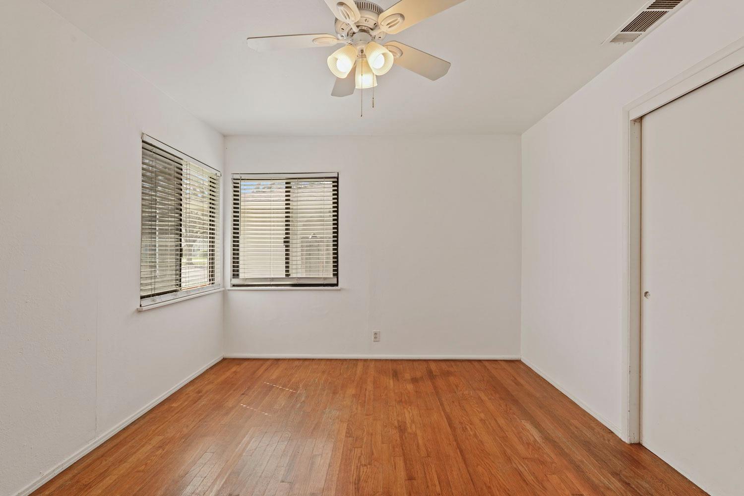 107 W Mayfair Avenue