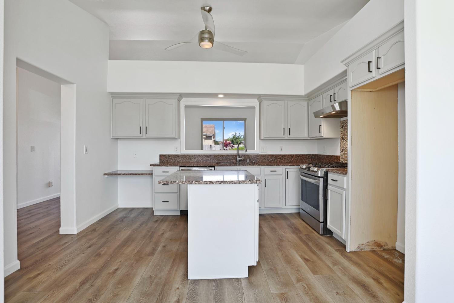 2671 Horsetail Drive