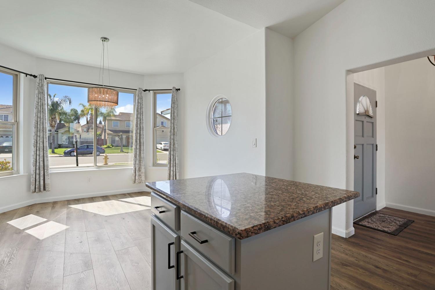 2671 Horsetail Drive