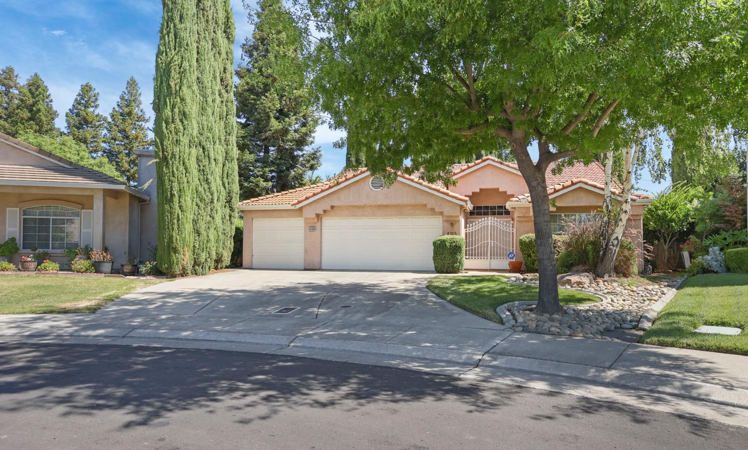 4315 Bufflehead Court