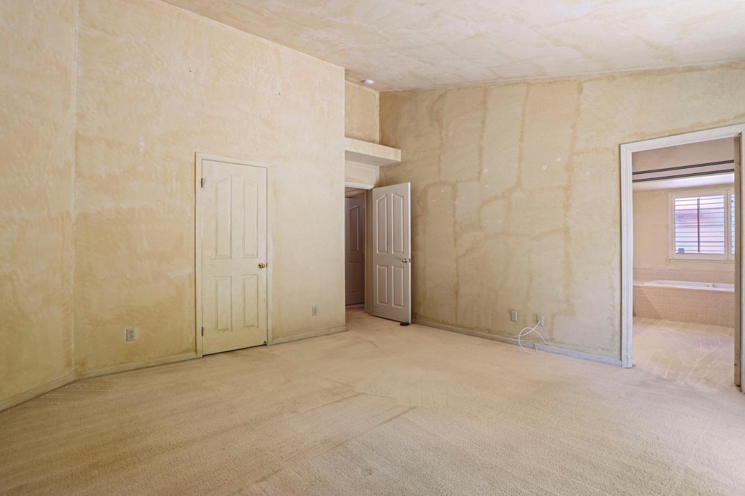 4315 Bufflehead Court