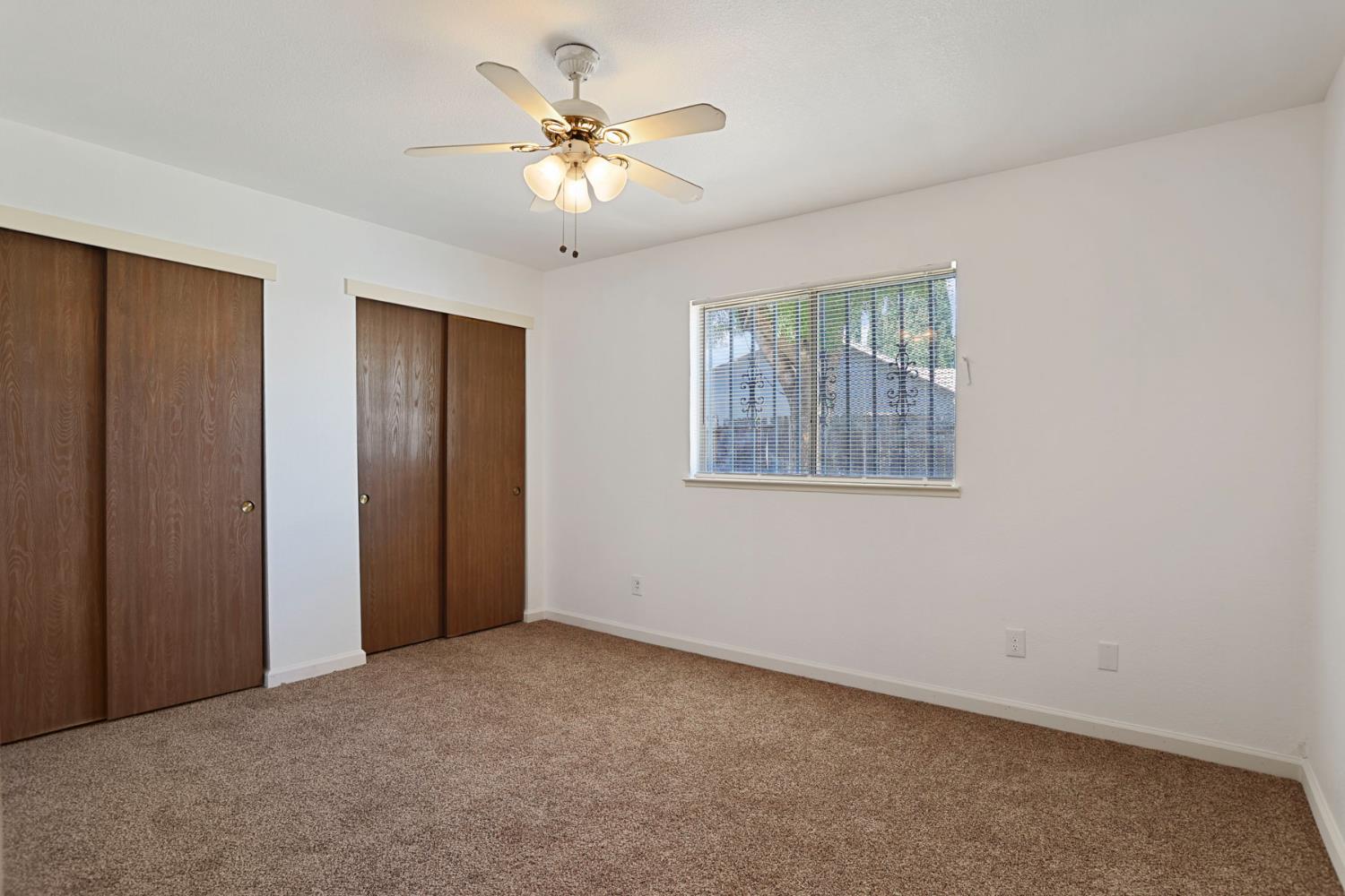 2271 Long Island Drive