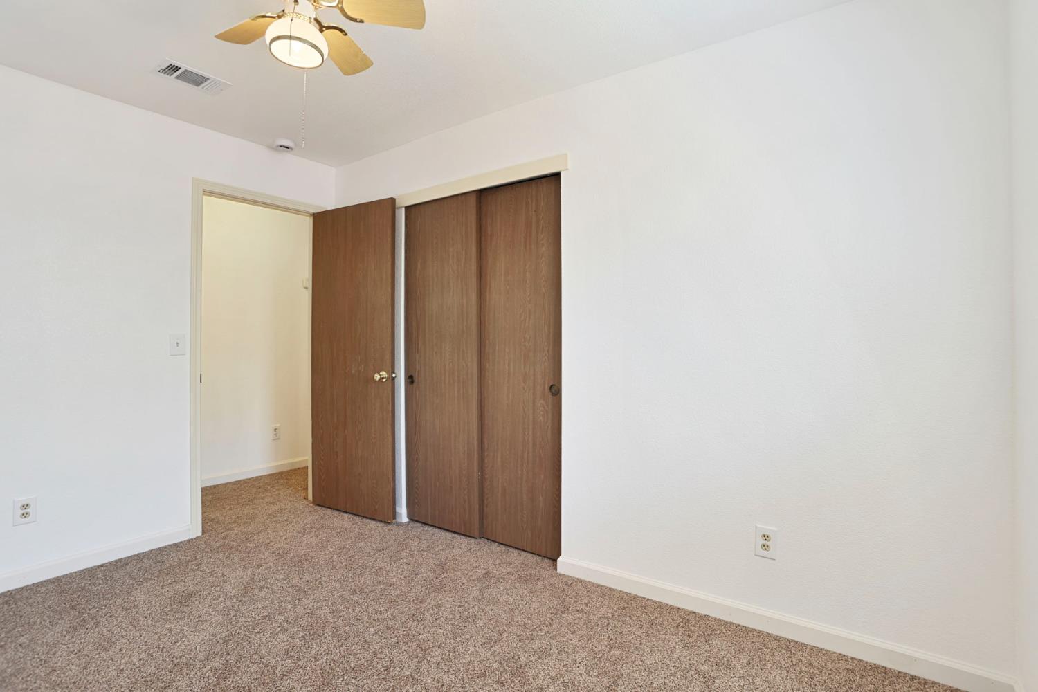 2271 Long Island Drive