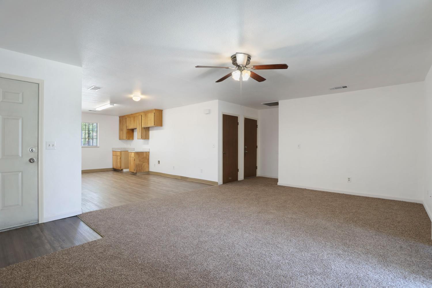 2271 Long Island Drive