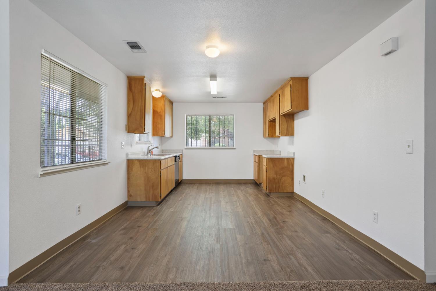 2271 Long Island Drive
