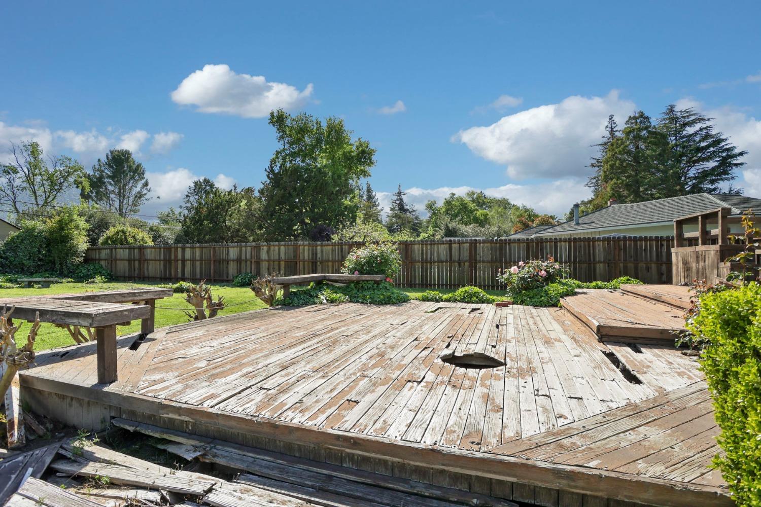 5342 Harwood Lane