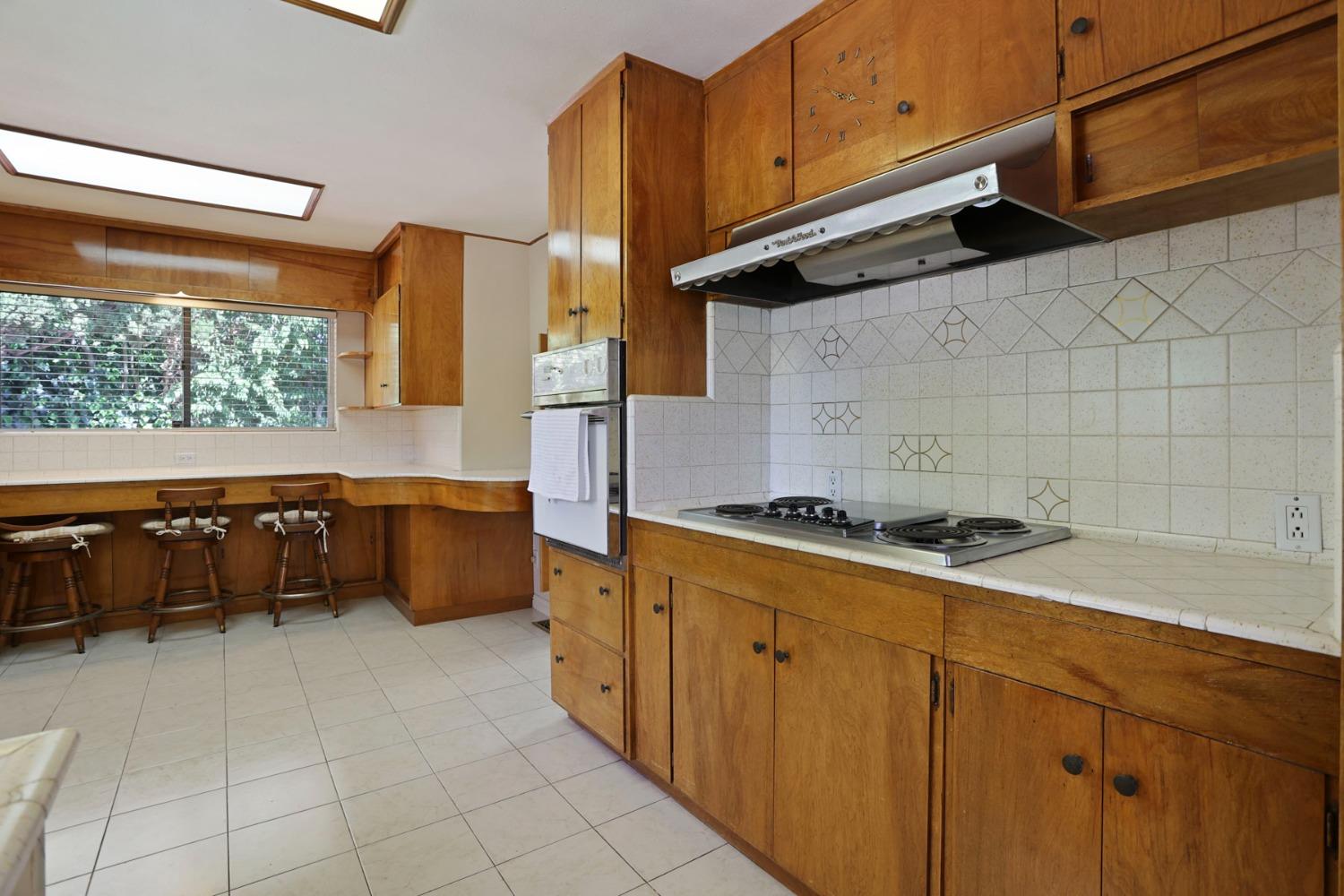 5342 Harwood Lane