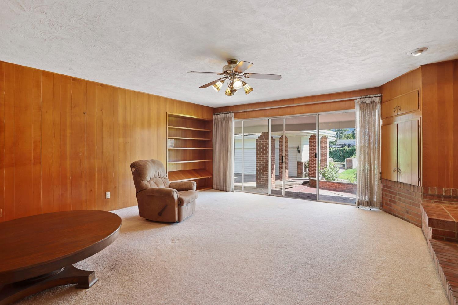 5342 Harwood Lane