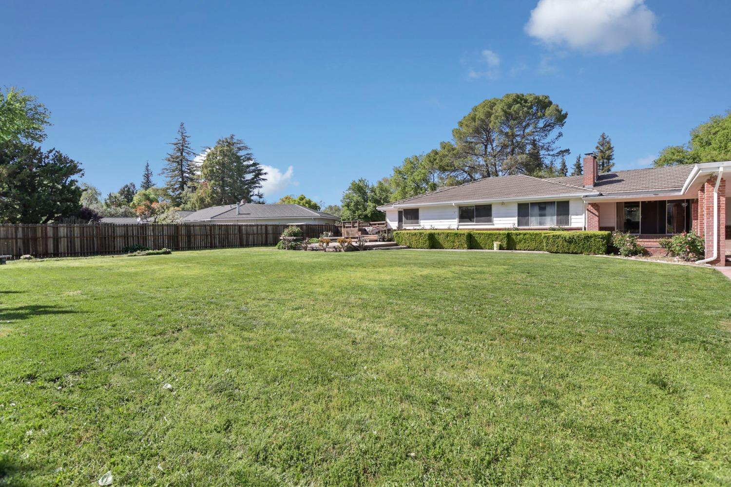 5342 Harwood Lane